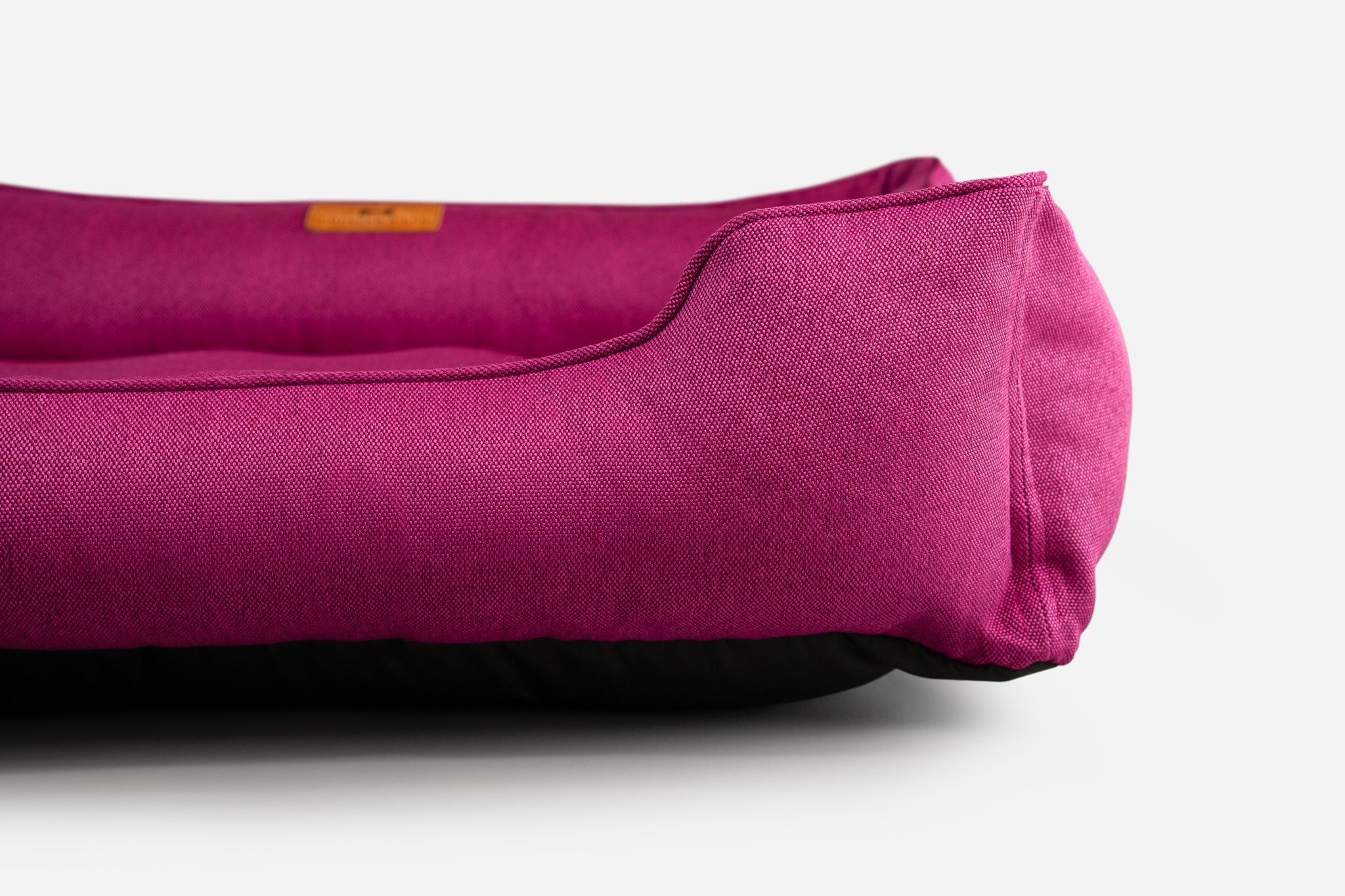 Chester & Lee Cotton Sleeper Dog Bed — Berry Pink