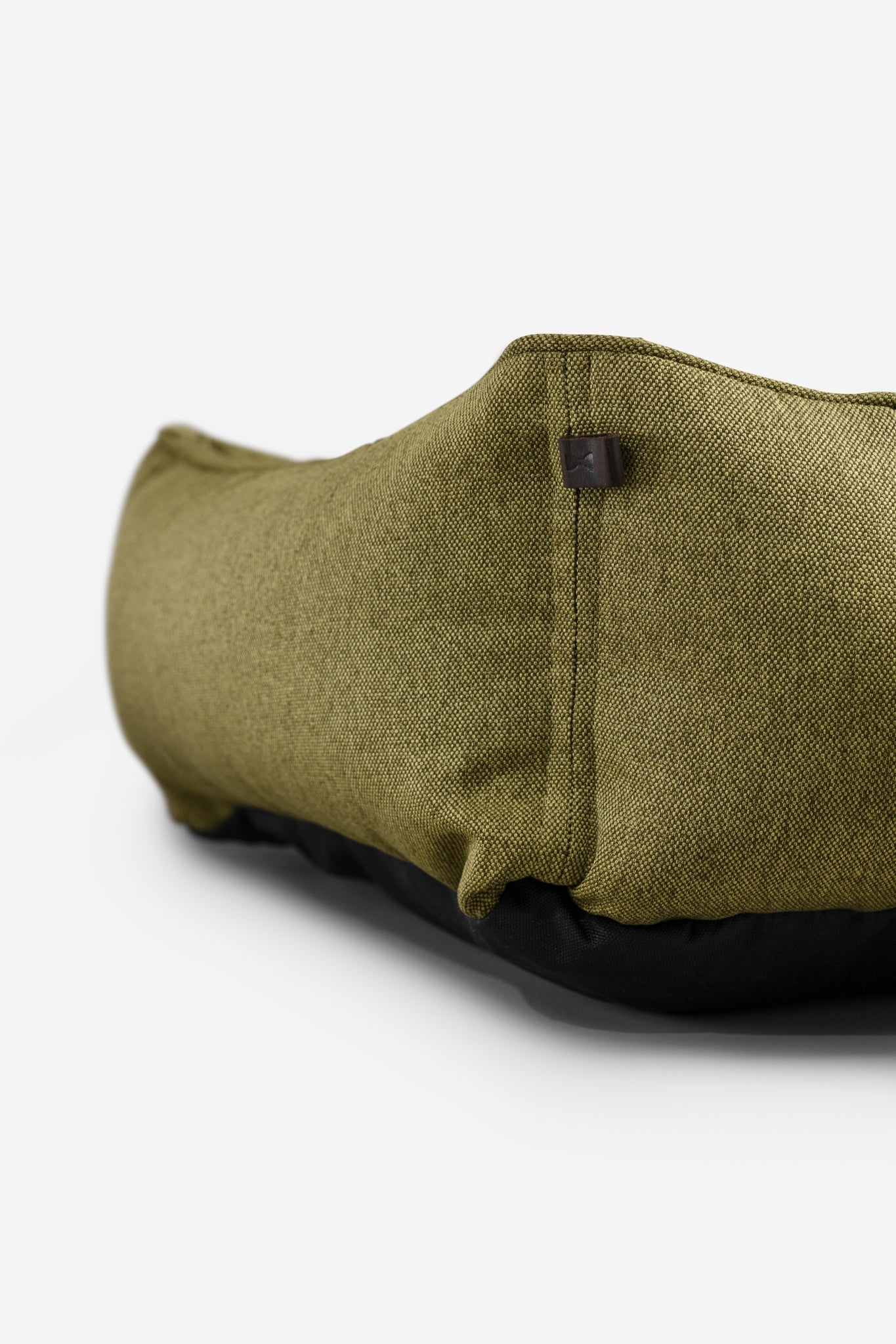 Chester & Lee Cotton Sleeper Dog Bed — Olive