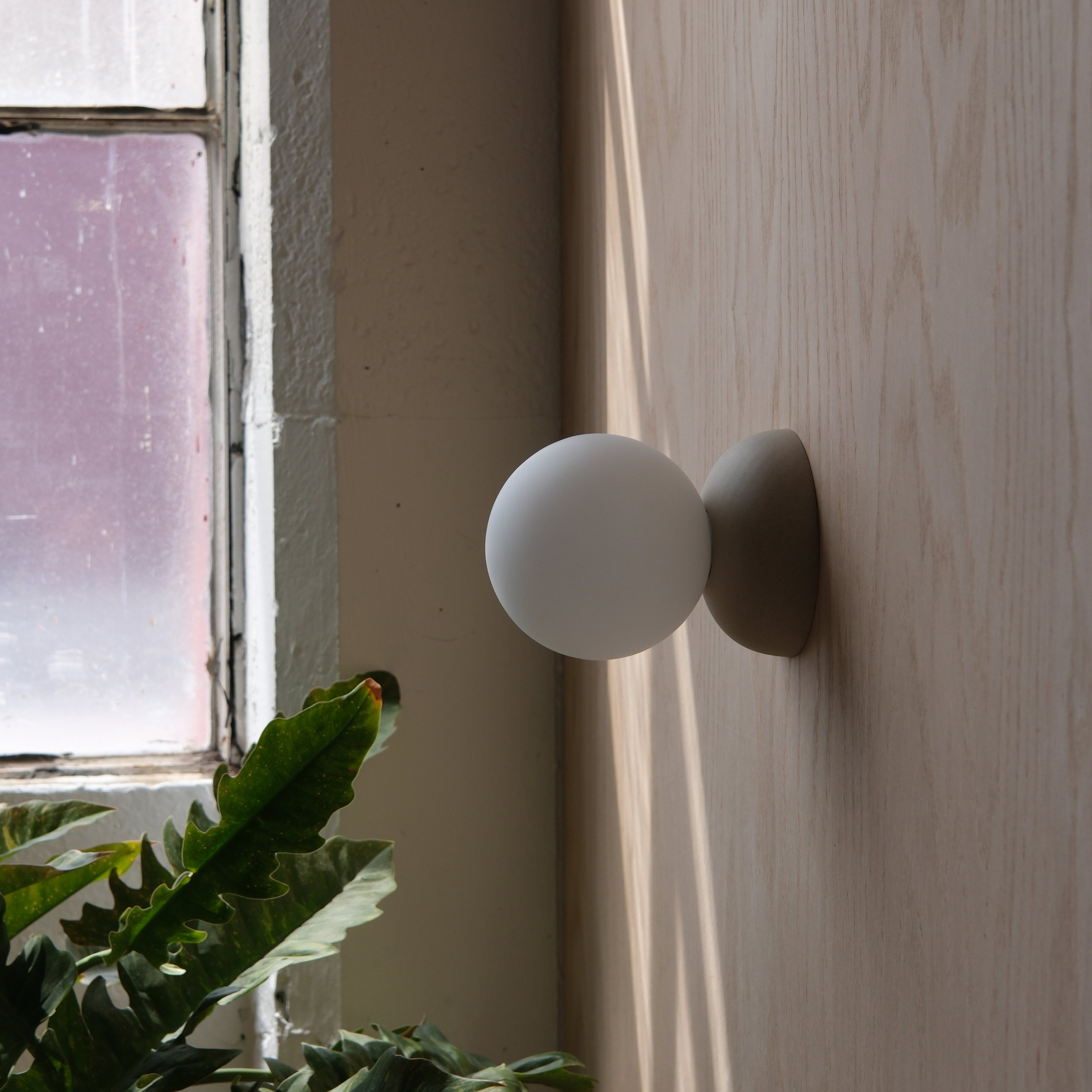 Monroe Sconce