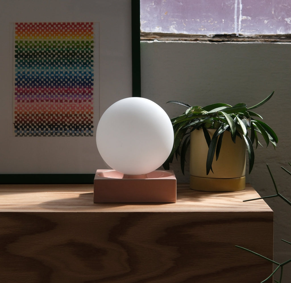 Cubic Table Lamp