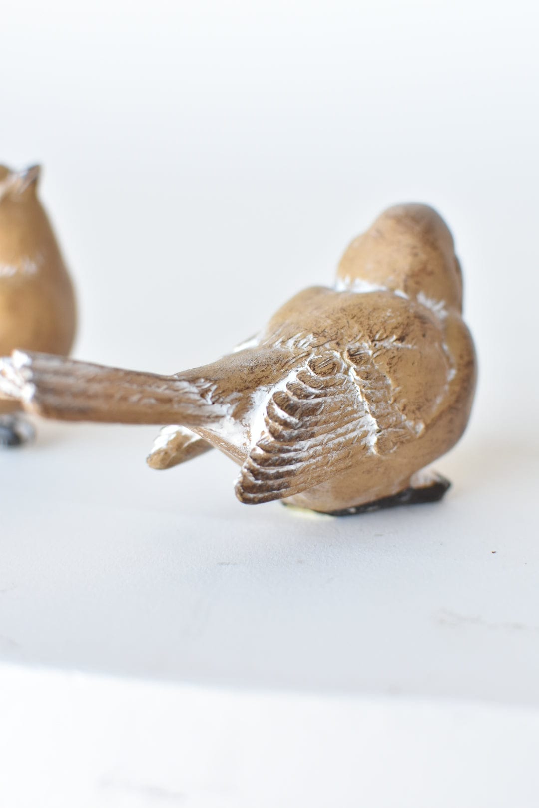 Distressed Wood Finish Birds (Set of 2)
