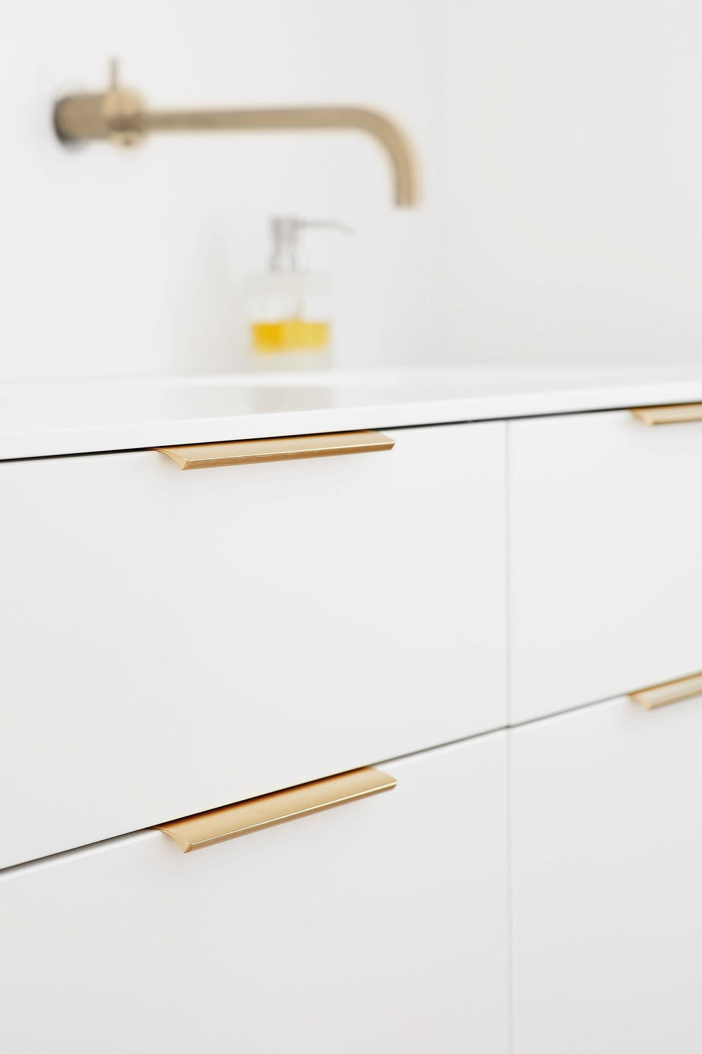 Brushed Bronze "Edge Straight" Tab Drawer Pulls