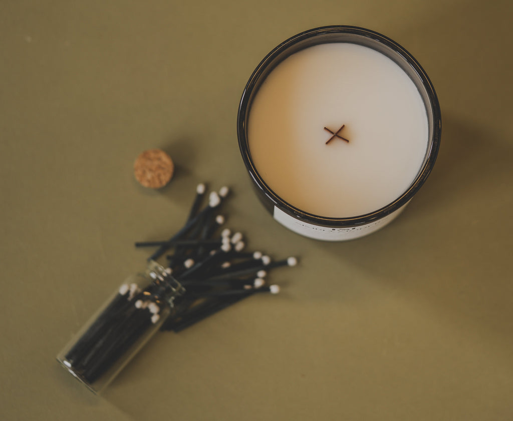 Mahogany Teakwood Wood-Wick Candle — 12 oz