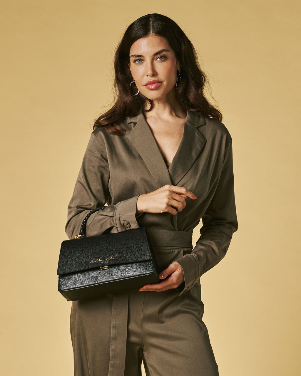 Federica (black) - Italian calf leather women's crossbody bag (with shoulder strap)