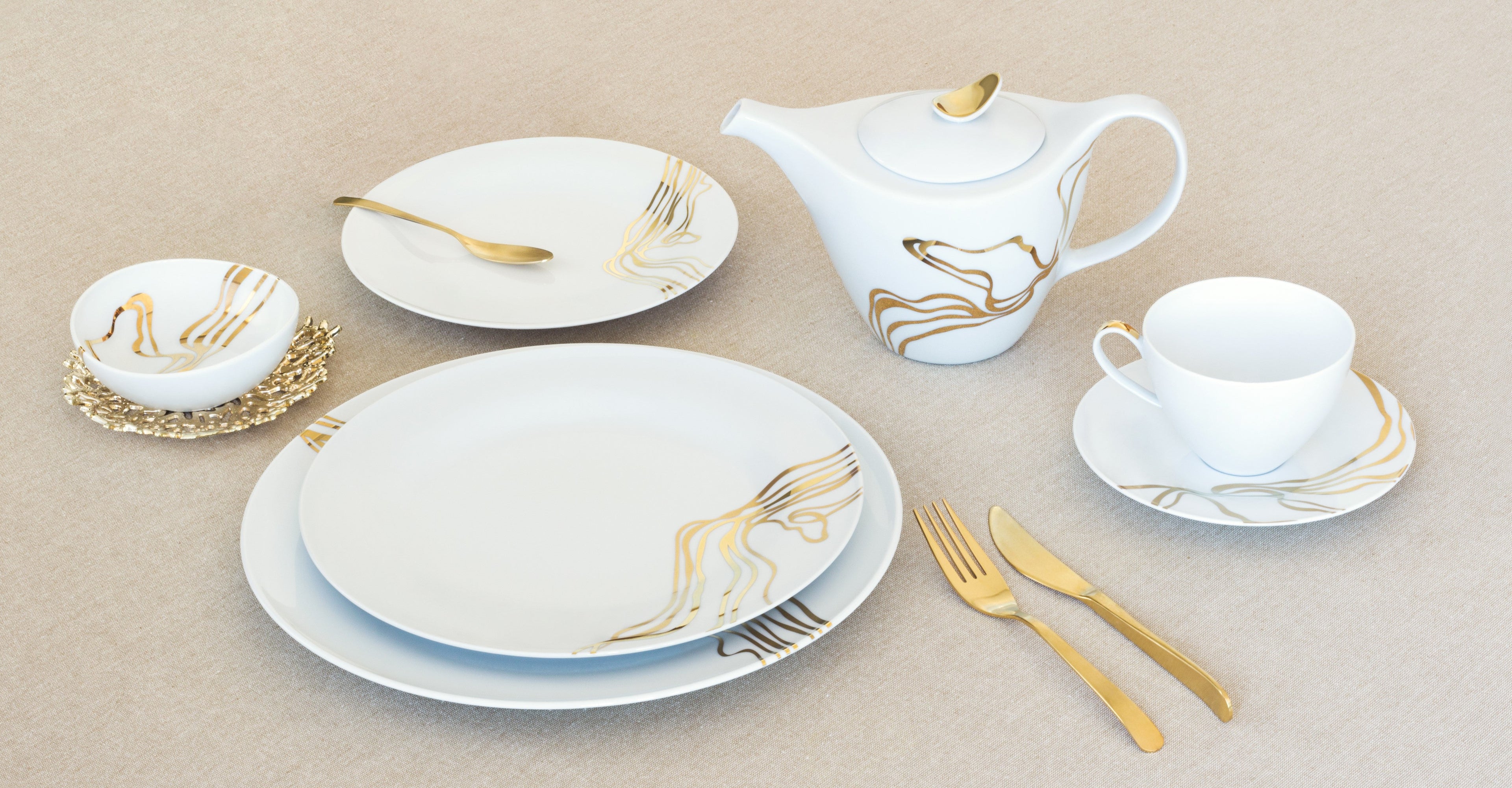 Fiume D'Oro 11-piece Tea Set - Service for 4