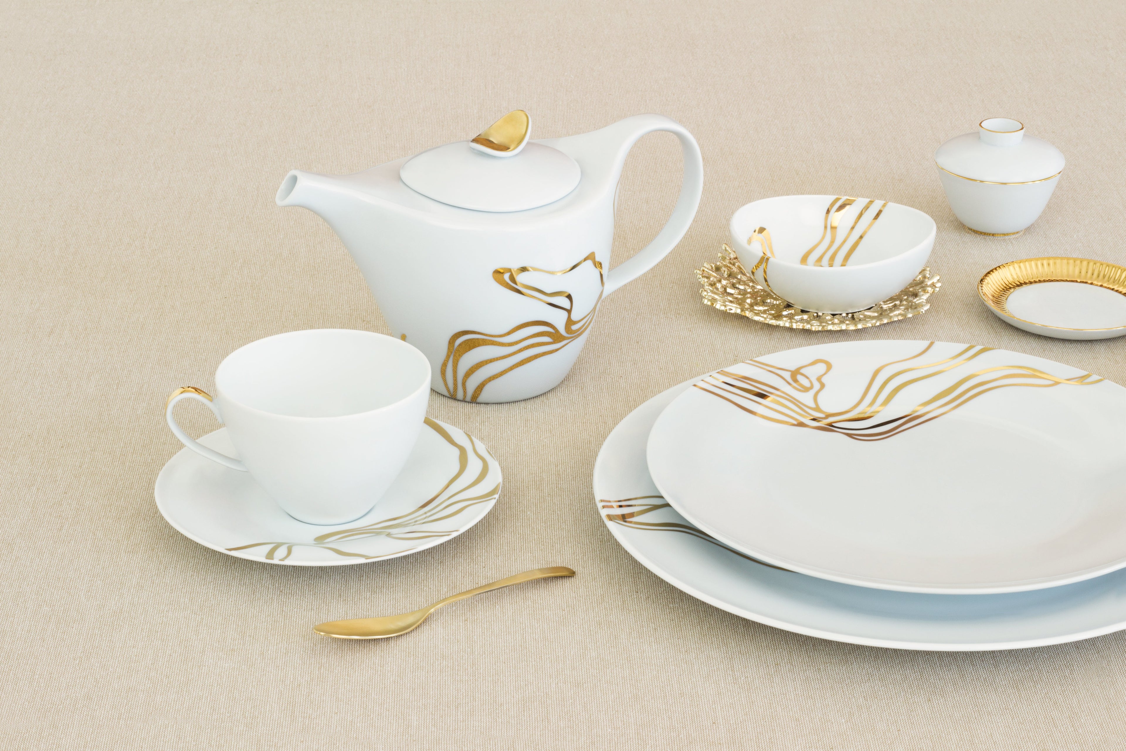 Fiume D'Oro 11-piece Tea Set - Service for 4
