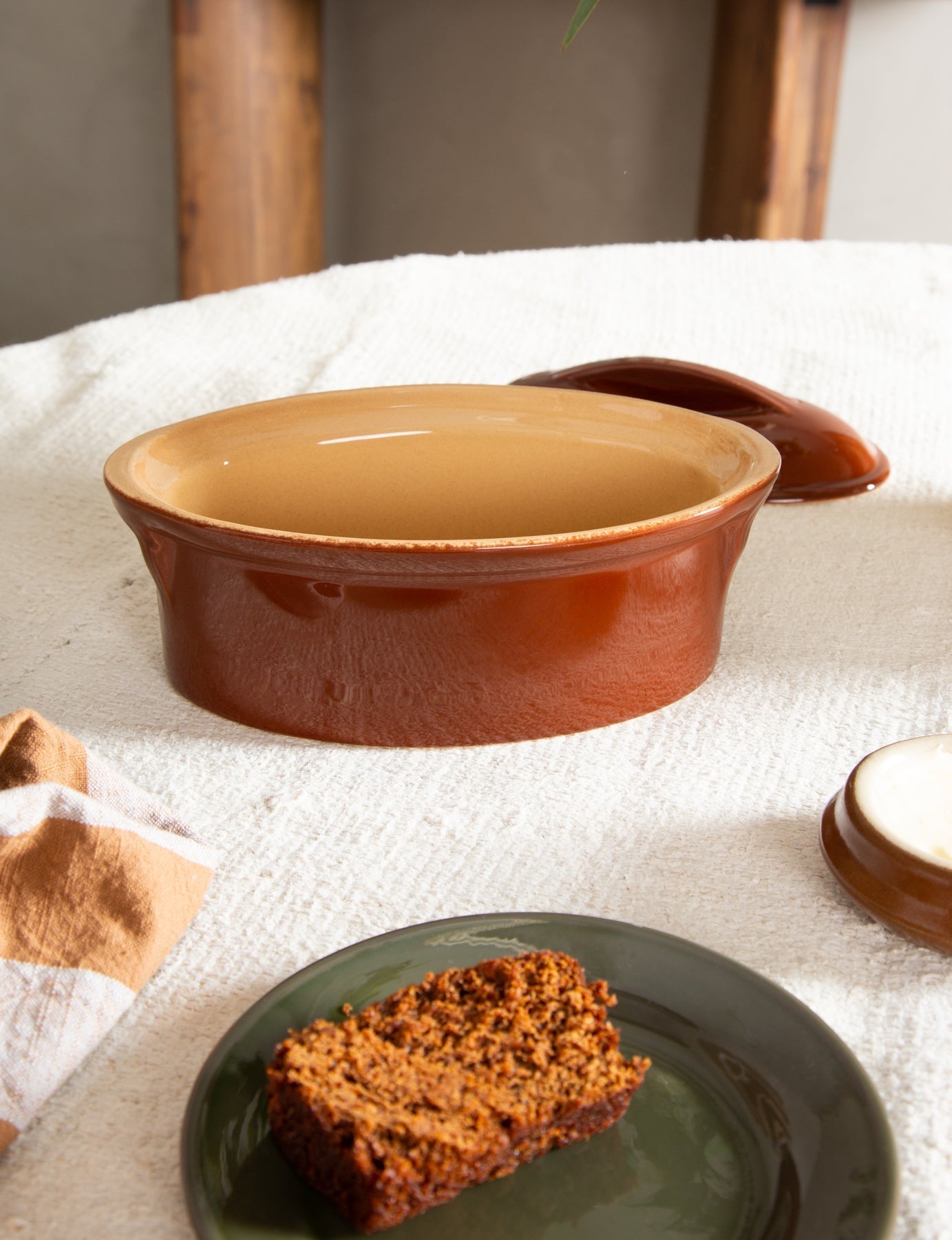 Vintage Oval Lidded Baking Dish