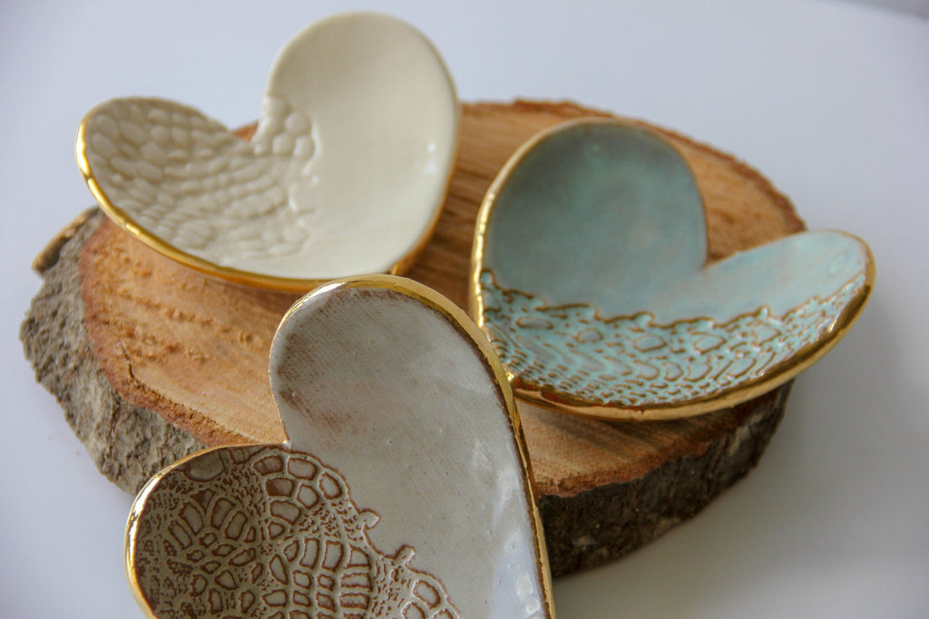 Gold-Edged Heart Ring Dish