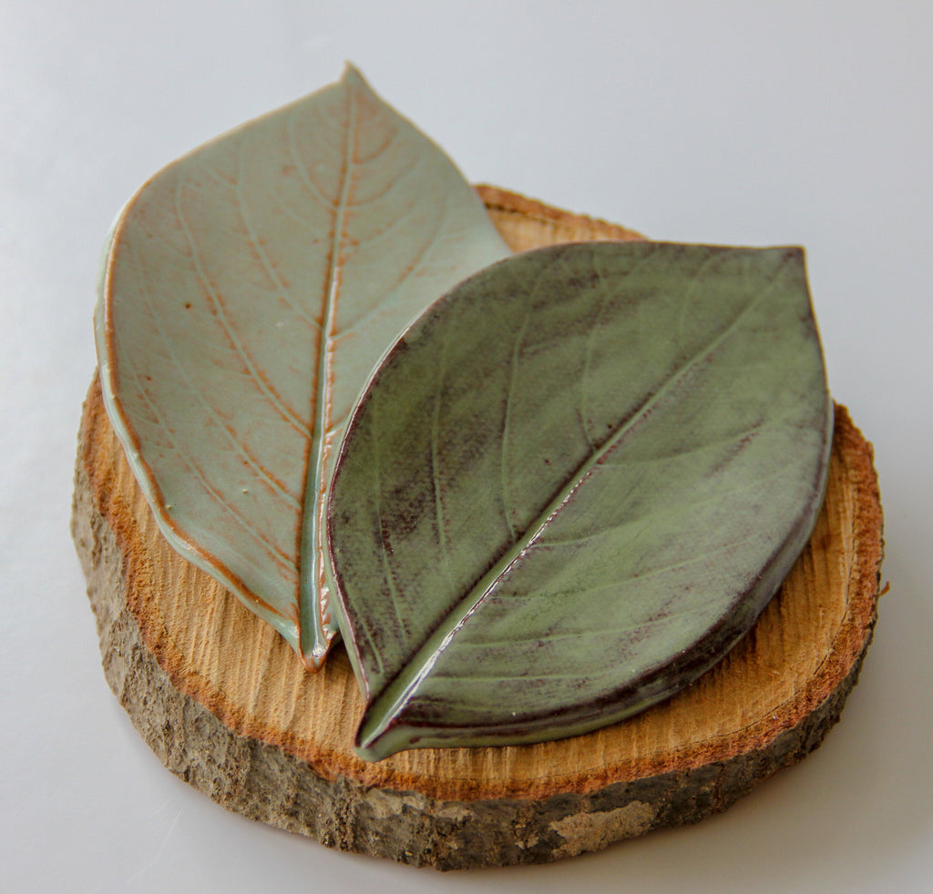 Large Leaf Stoneware Dish
