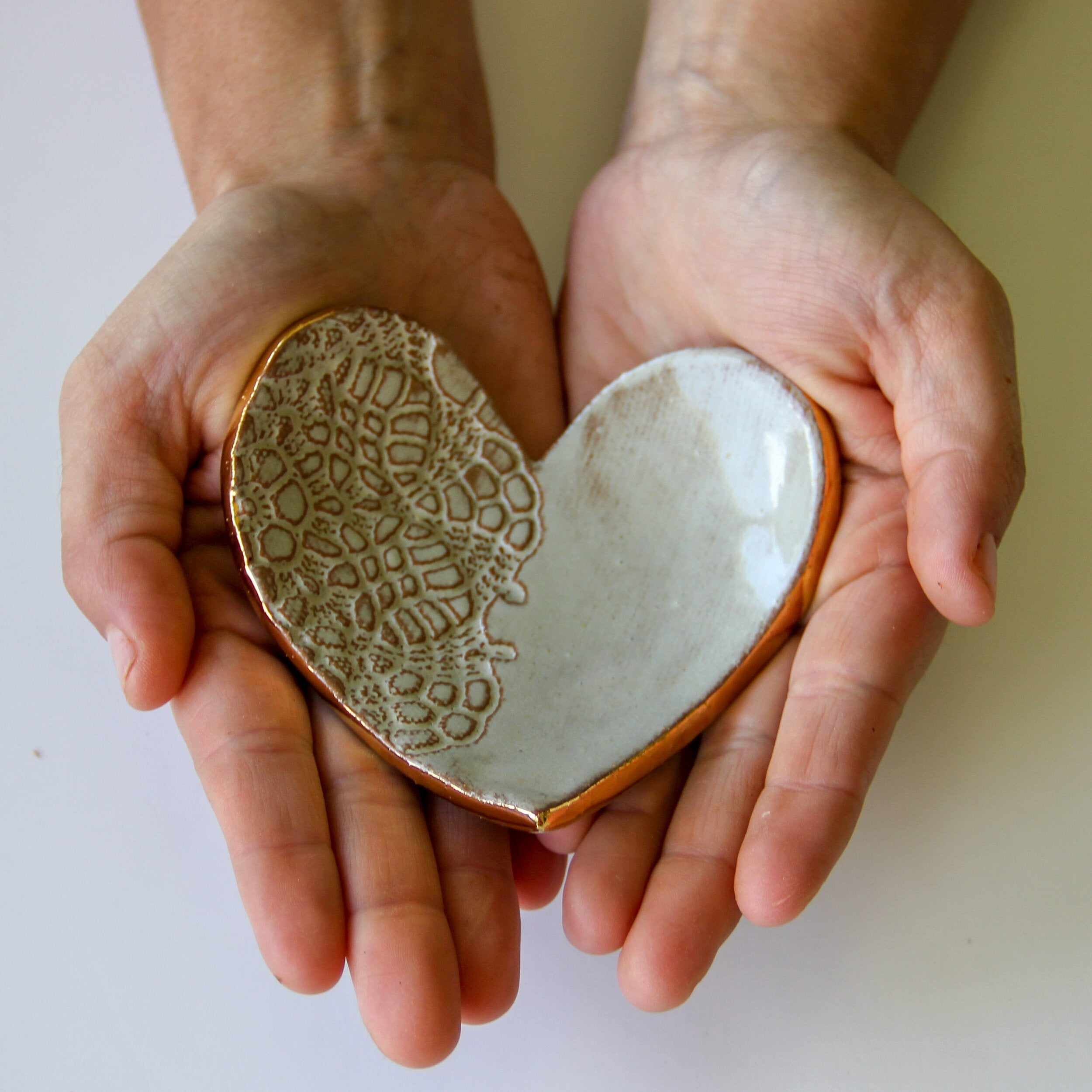 Gold-Edged Heart Ring Dish