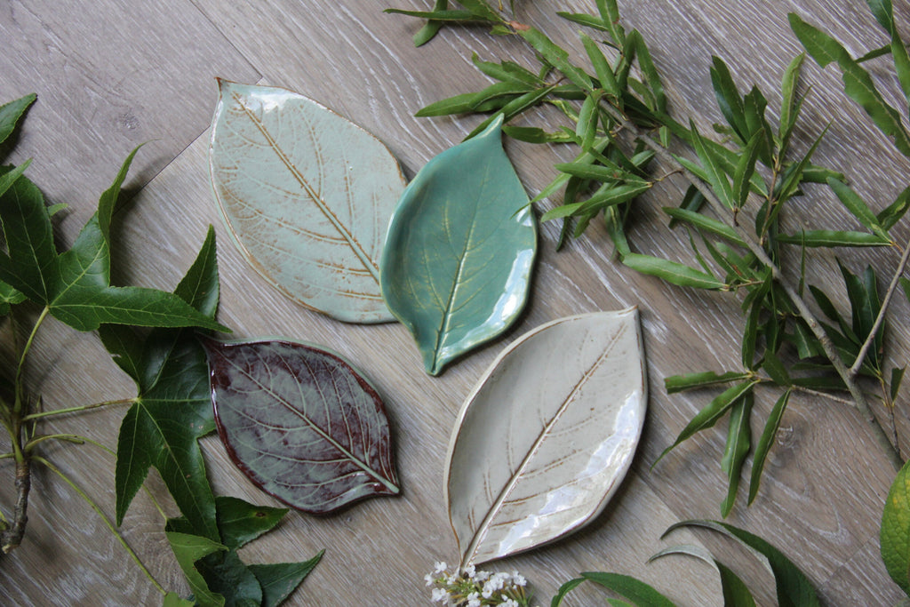 Large Leaf Stoneware Dish