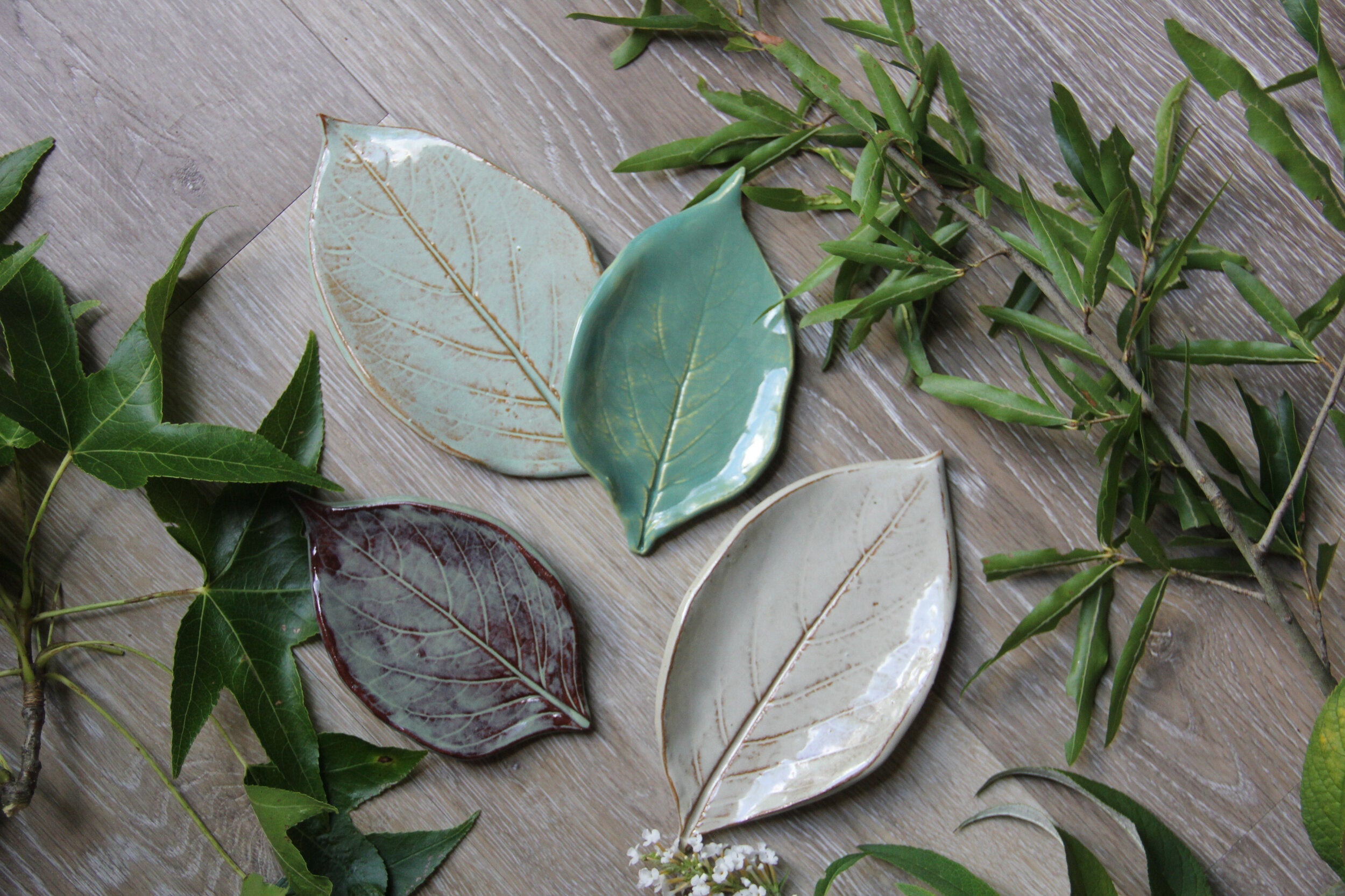 Large Leaf Stoneware Dish