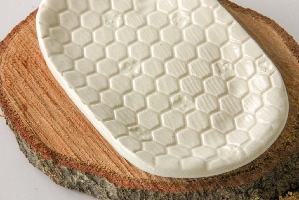 Beehive Stoneware Soap Dish