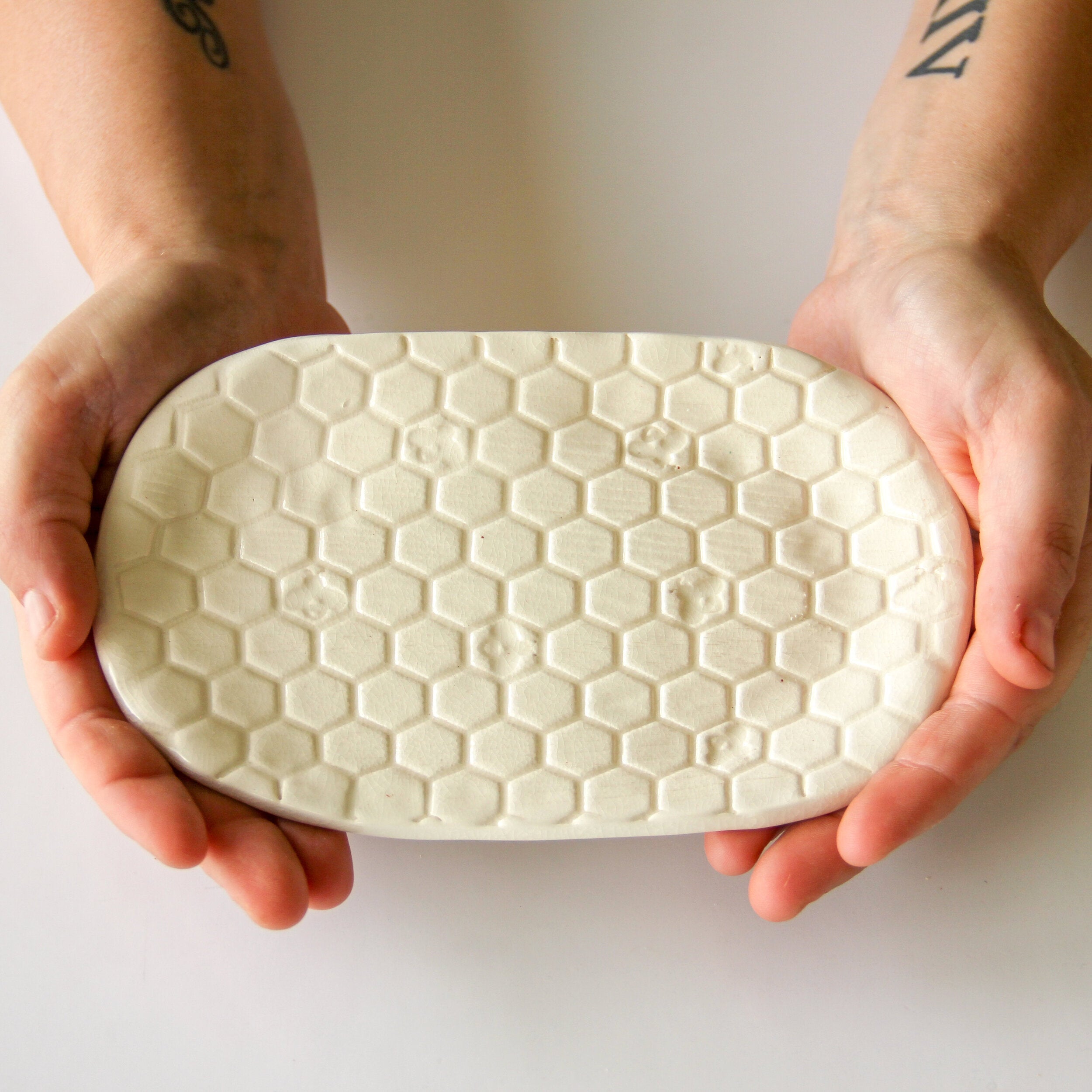 Beehive Stoneware Soap Dish