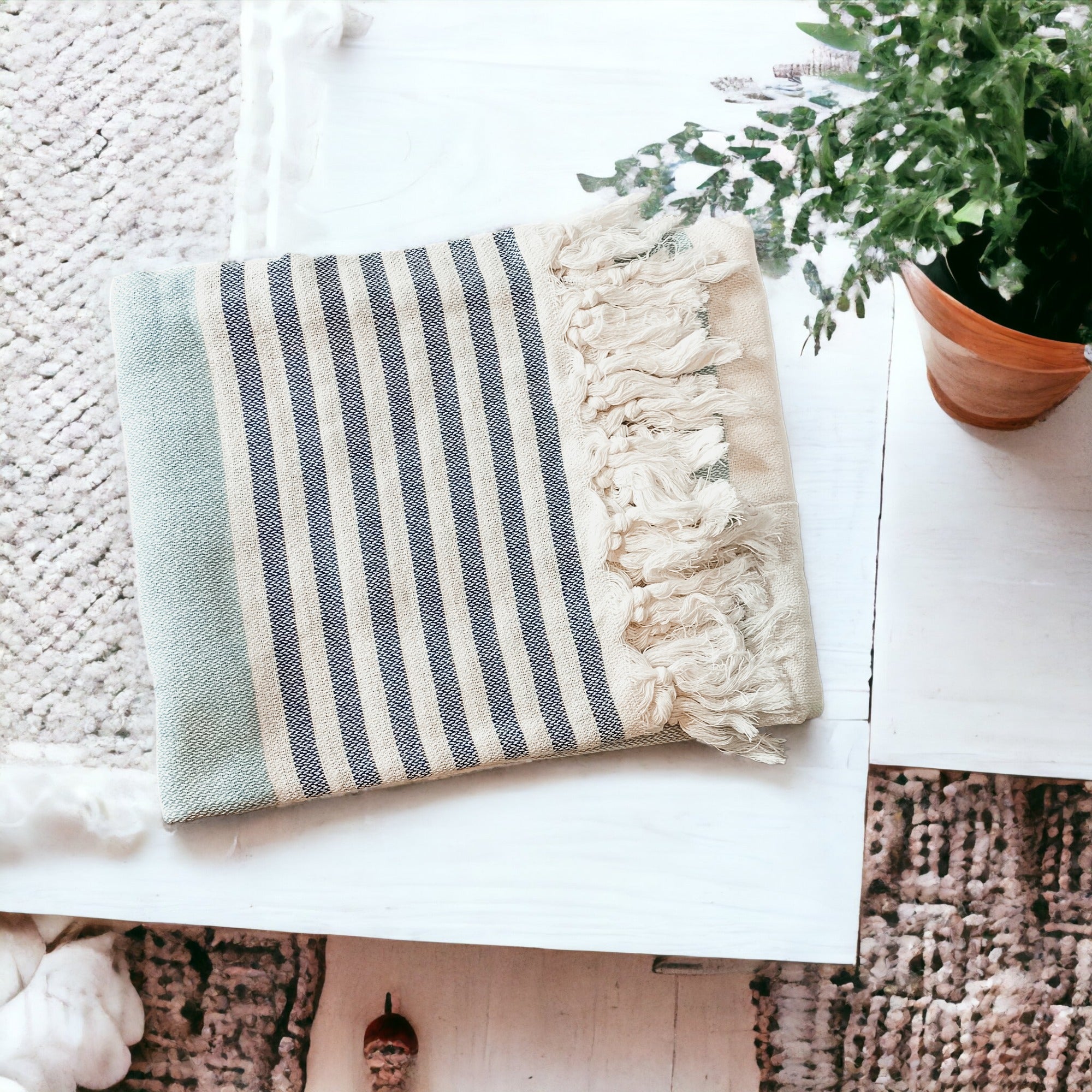 Mediterranean Cotton Bath Towel