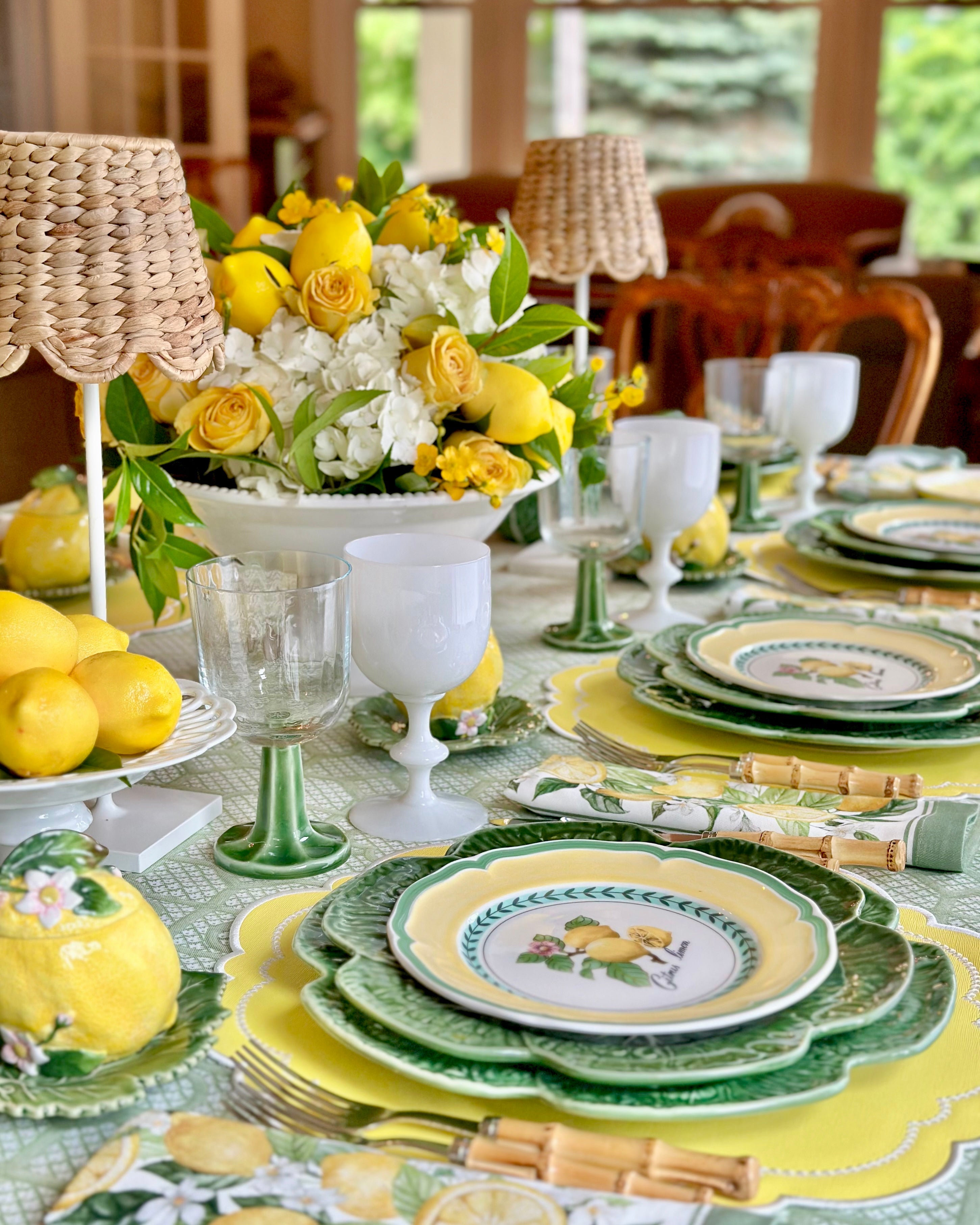 HALO YELLOW ROUND FAUX LEATHER PLACEMAT (Set Of 4)