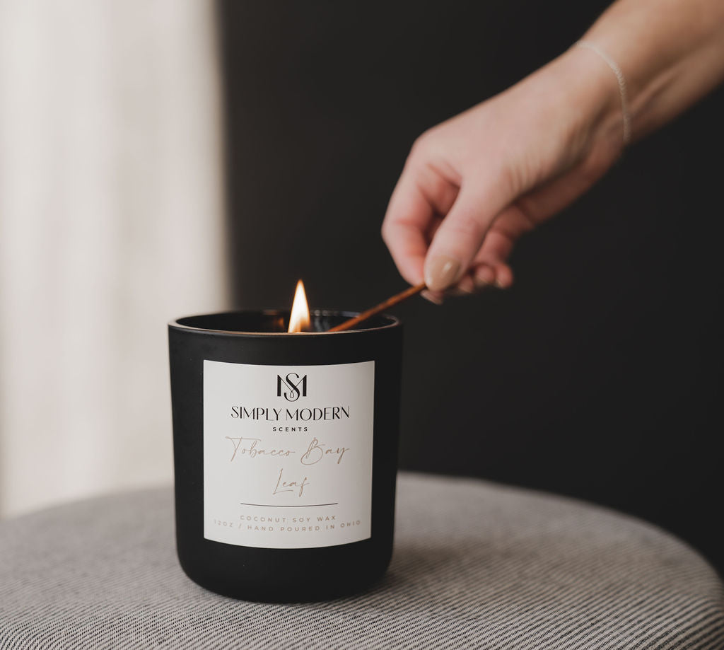 Tobacco Bay Leaf Wood-Wick Candle — 12 oz
