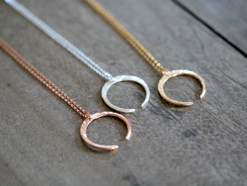 Tilt Necklace