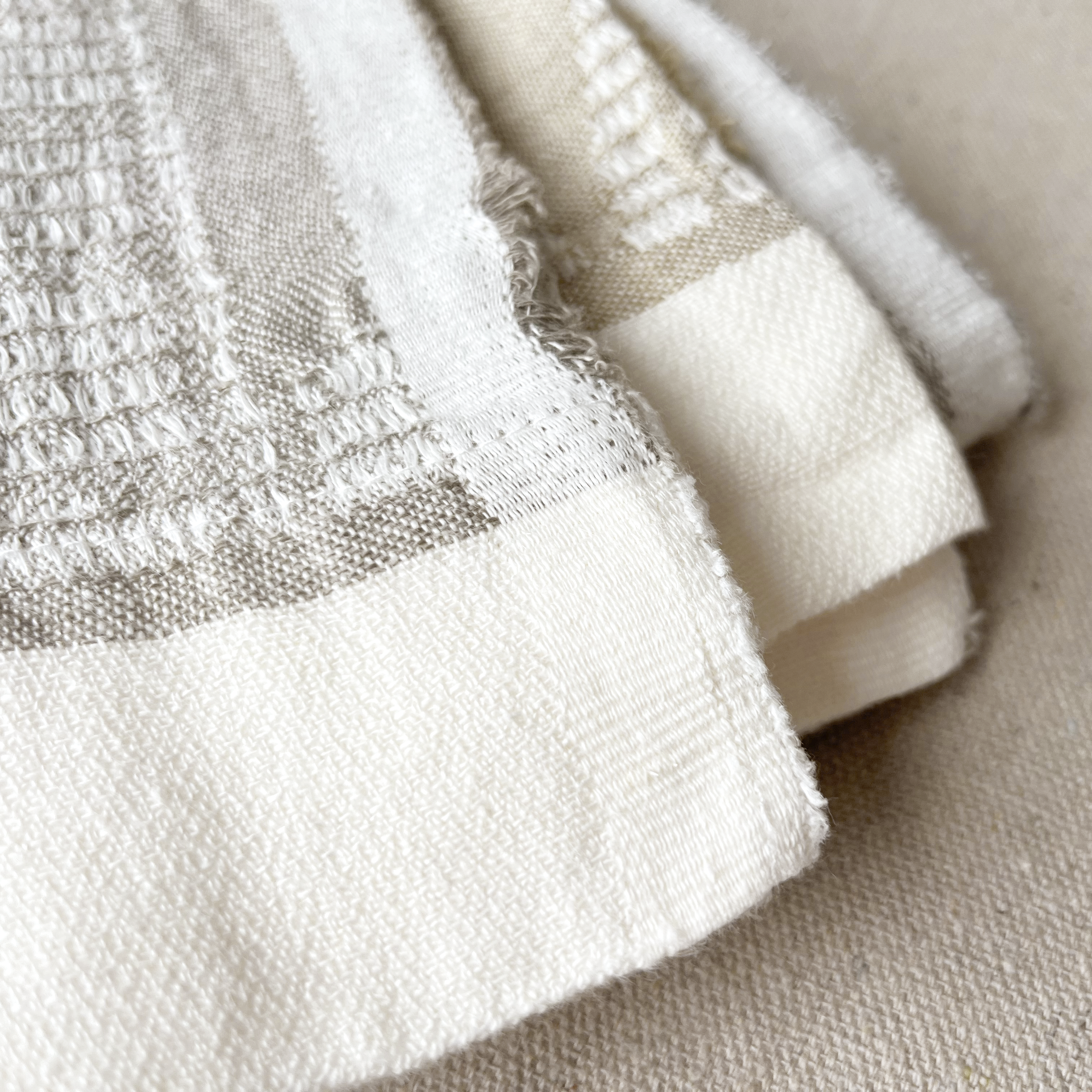 Jemila Linen Lounge Throw Blanket