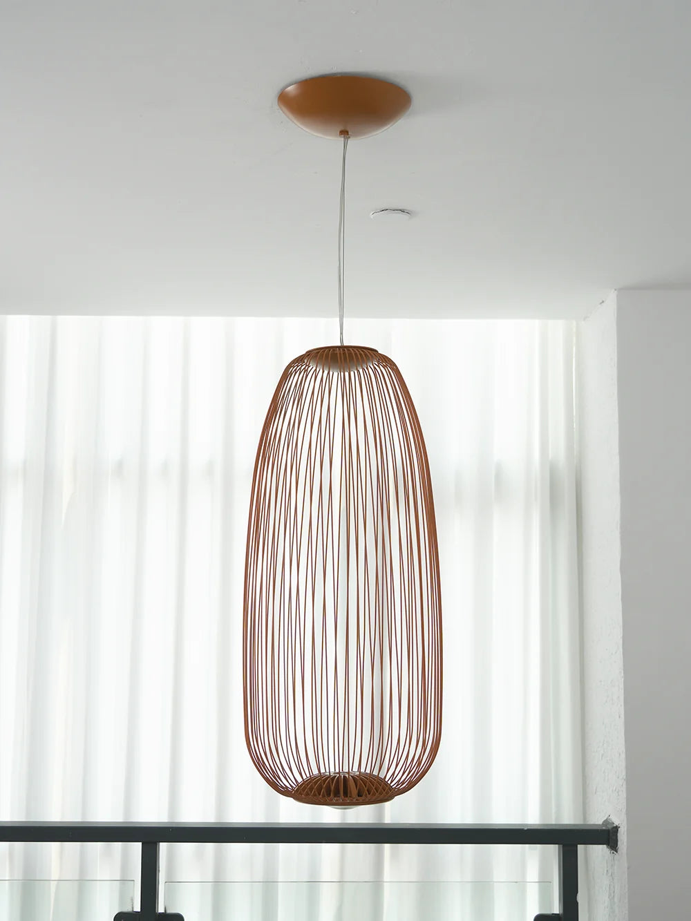 Lightweight Spokes Shaped Pendant Lamp