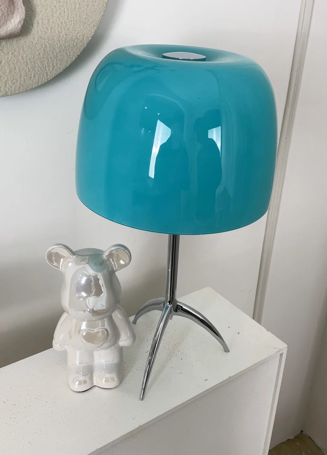 Lumiere Sculptural Glass Table Lamp