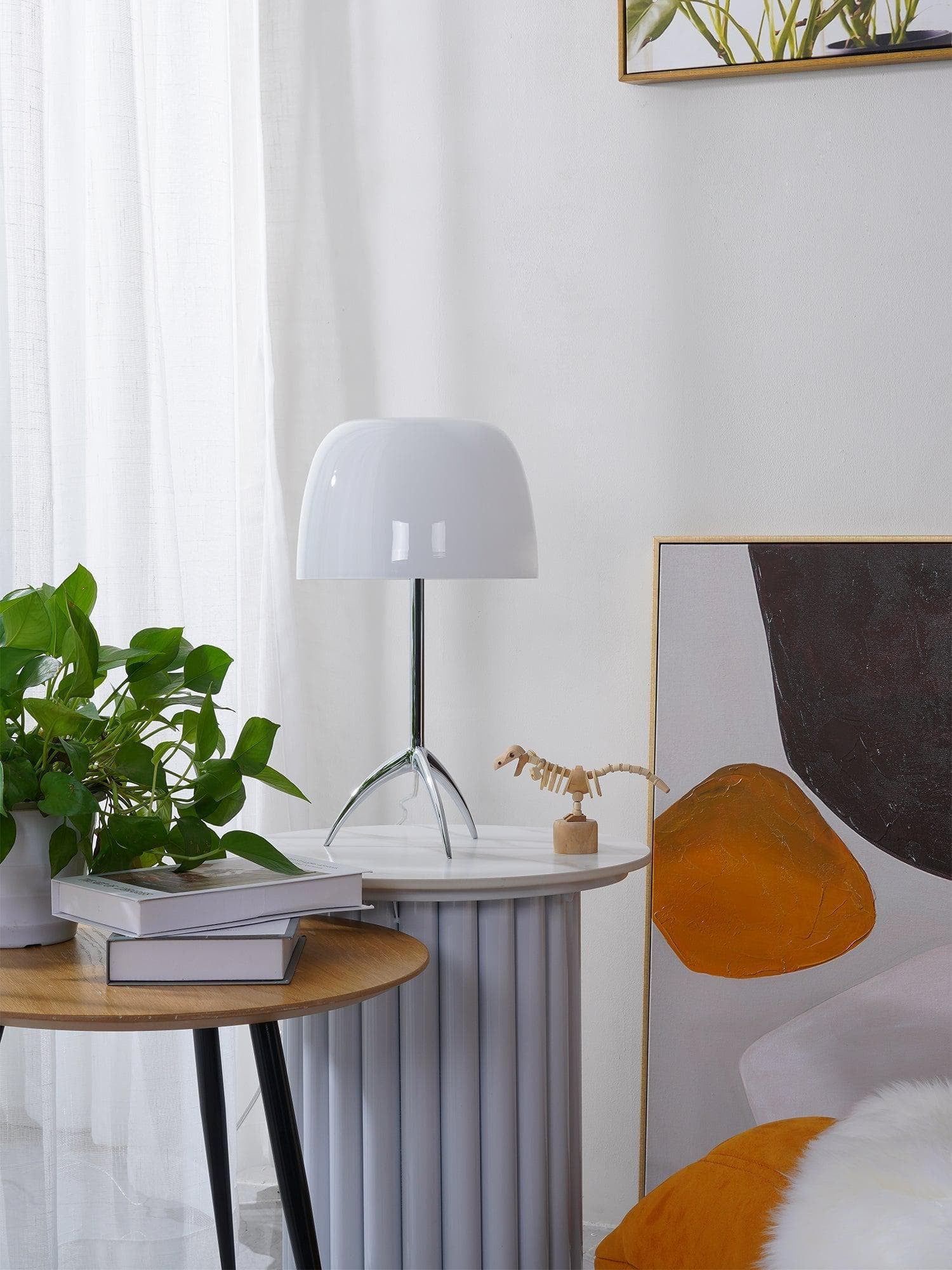 Lumiere Sculptural Glass Table Lamp