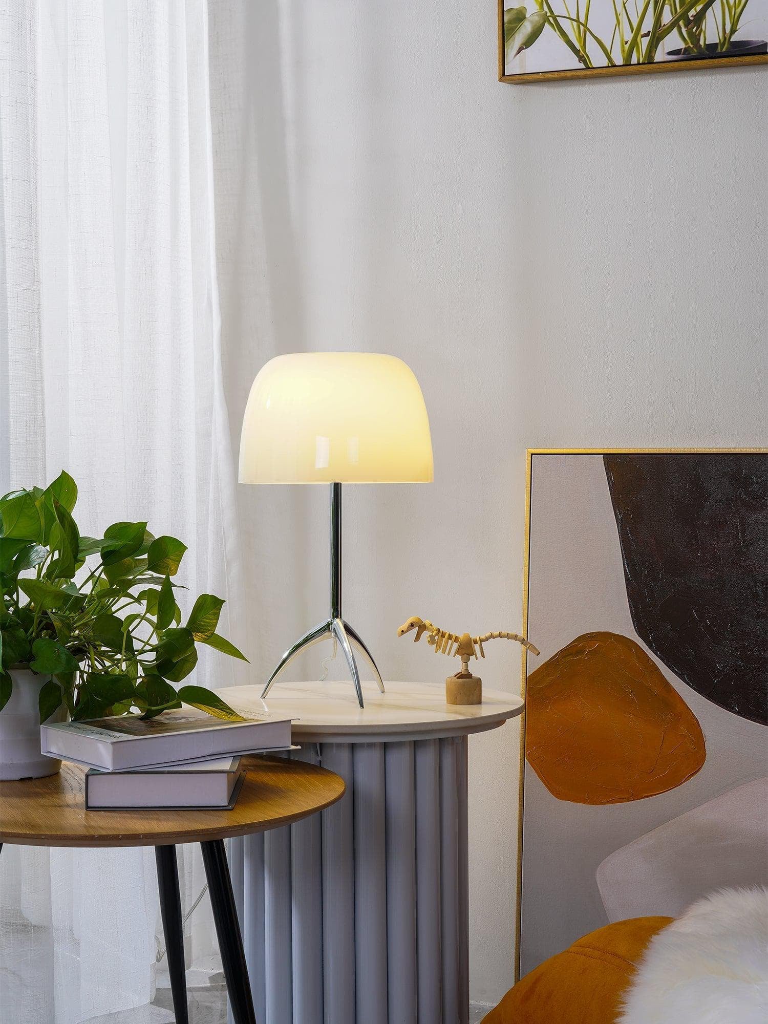Lumiere Sculptural Glass Table Lamp