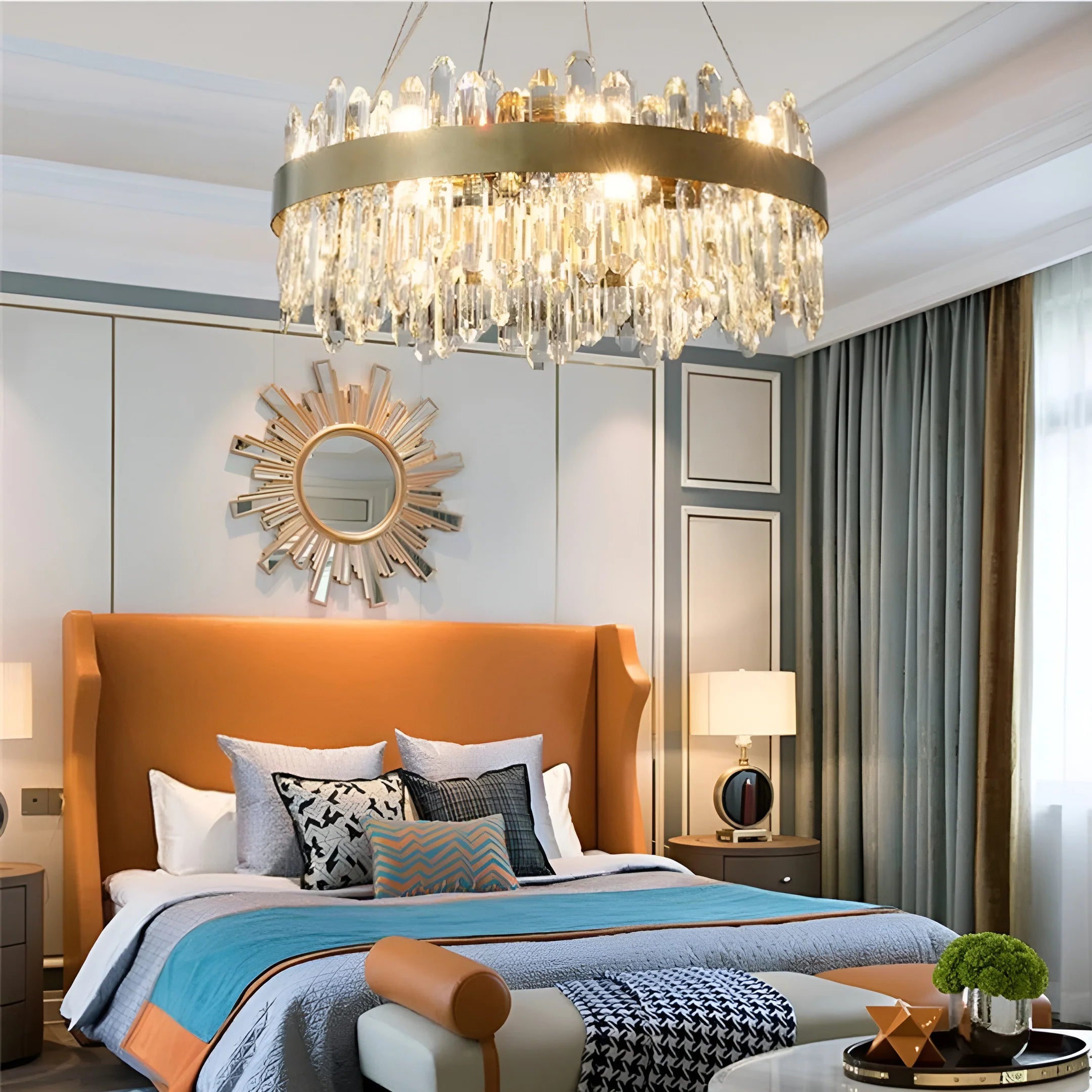 Round Luxury Crystal Column Chandelier