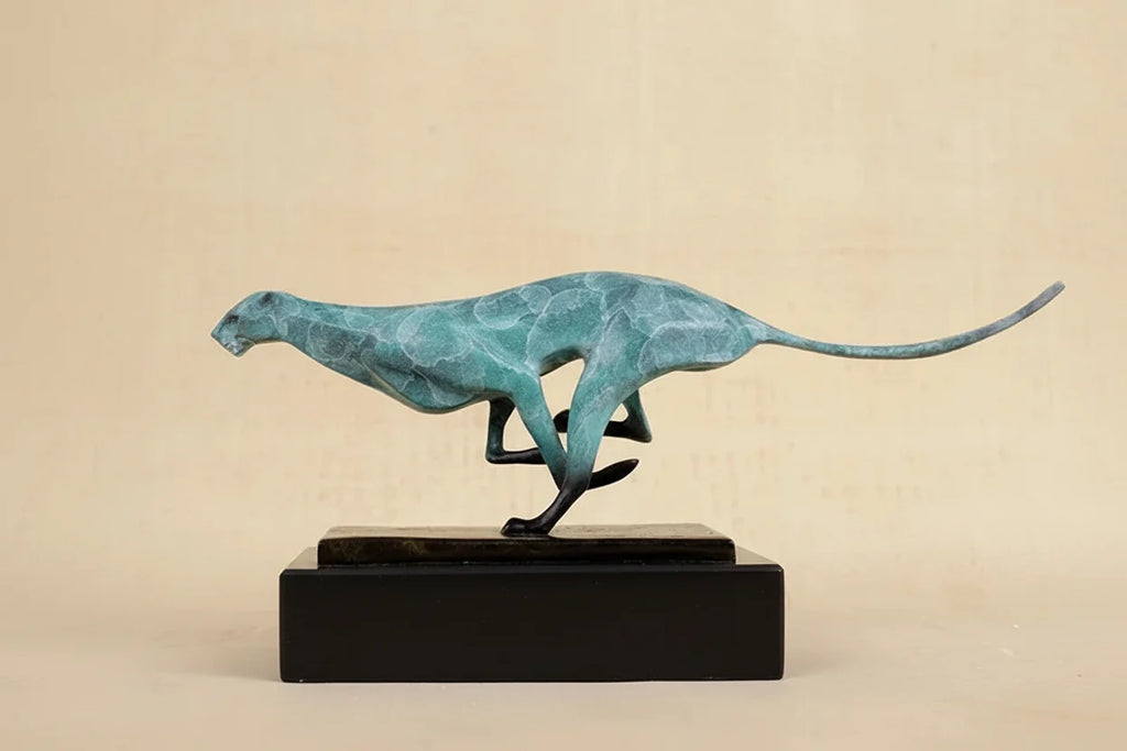 Modern Running Leopard Decorative Sculpture for Living Room Tabletop Decor