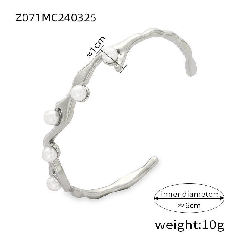 Women's Texture Design Gold Plated Light Luxury Bracelet