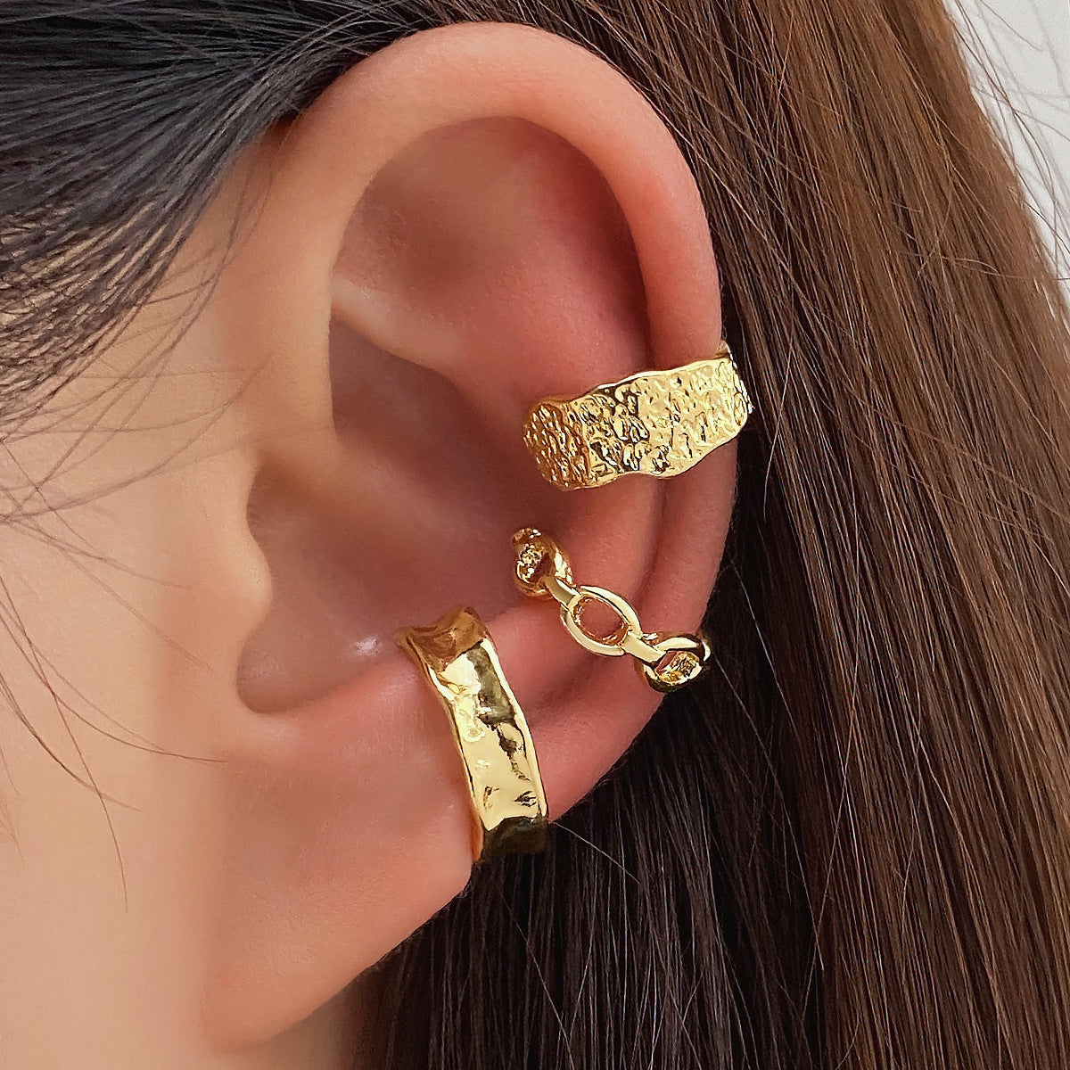 Chain Love Wide Glossy Twist With Diamond Ear Clip