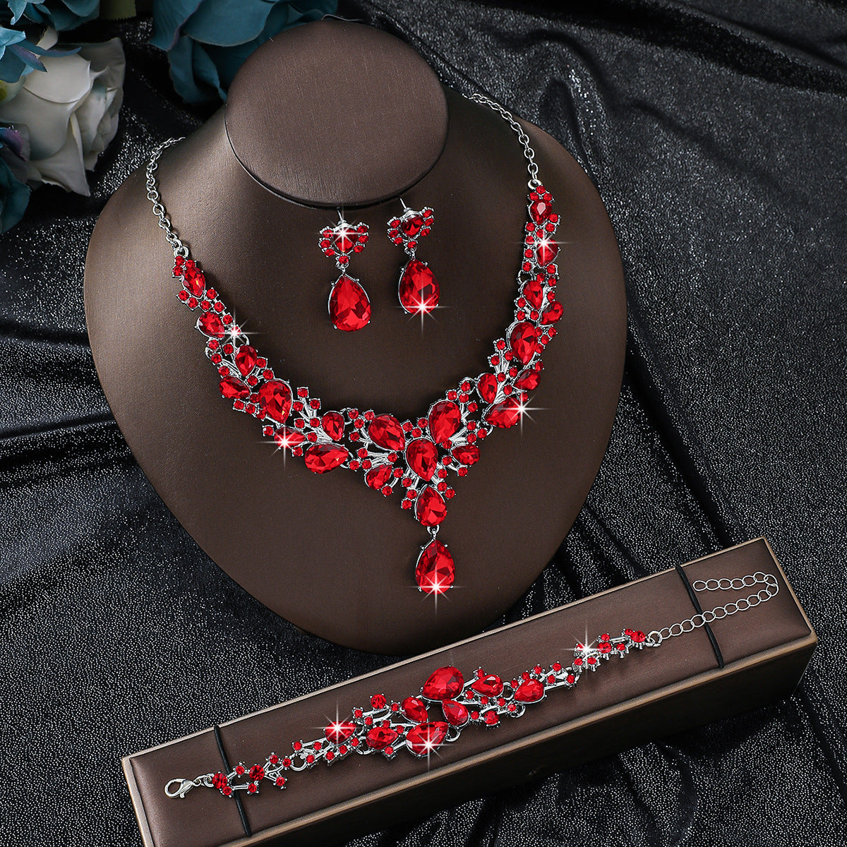 Sparkling Bridal Jewelry Set