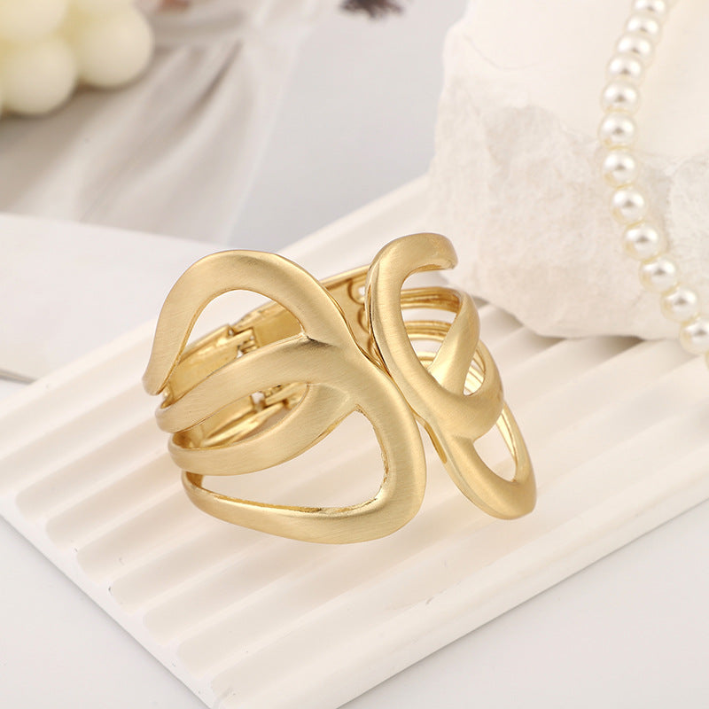 Women's Popular Exaggerated High Quality Alloy Fan-shaped Symmetrical Bracelet