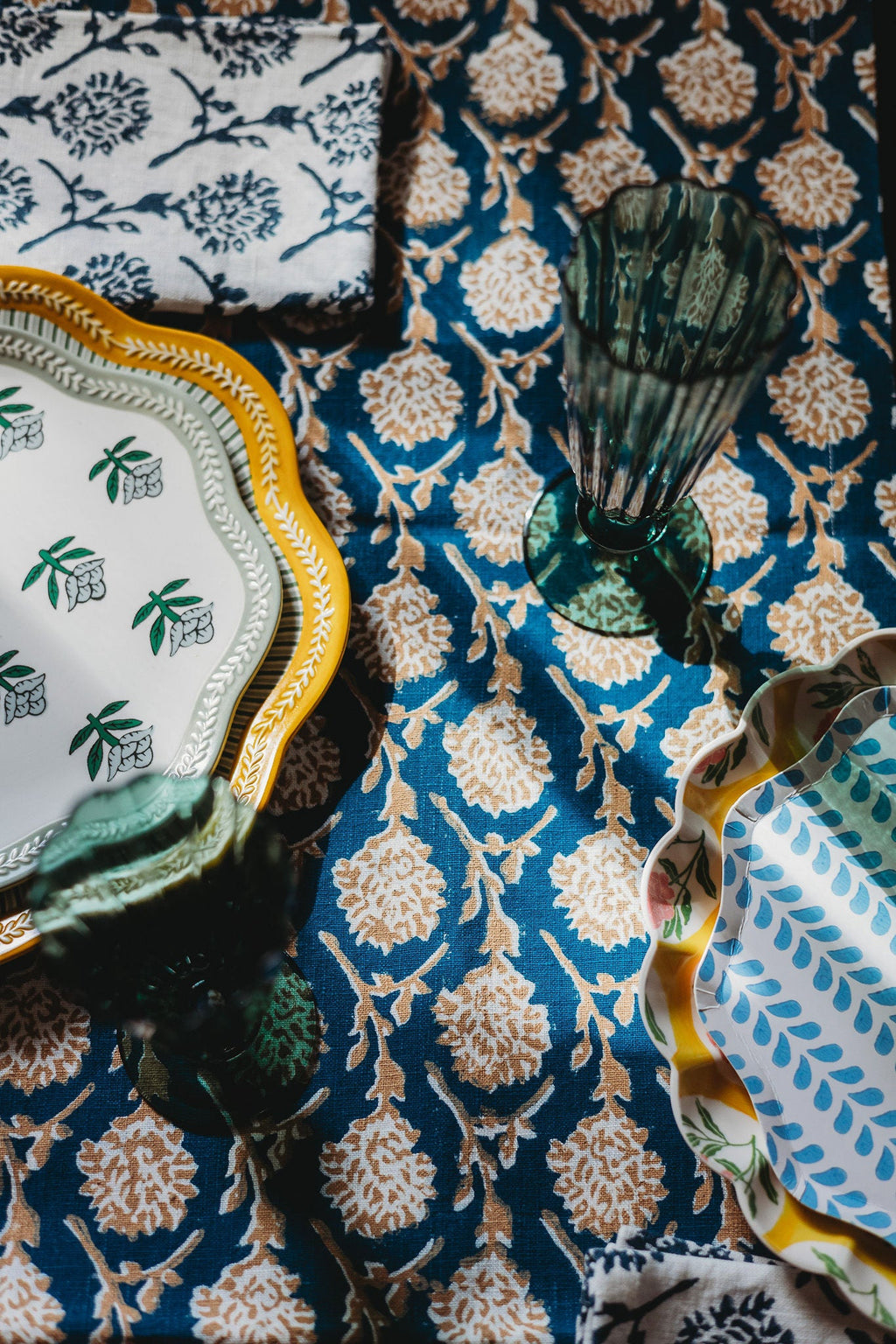 Nikhar Linen Table Runner — Ink Blue