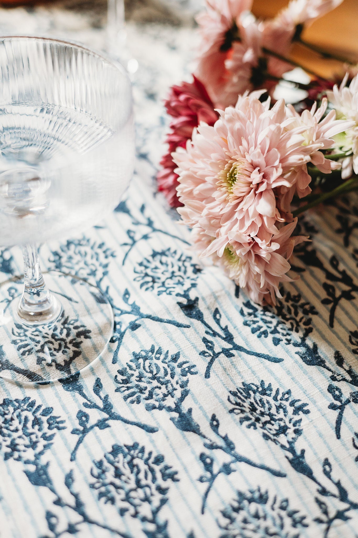 Nikhar Linen Table Runner — Azure Blue