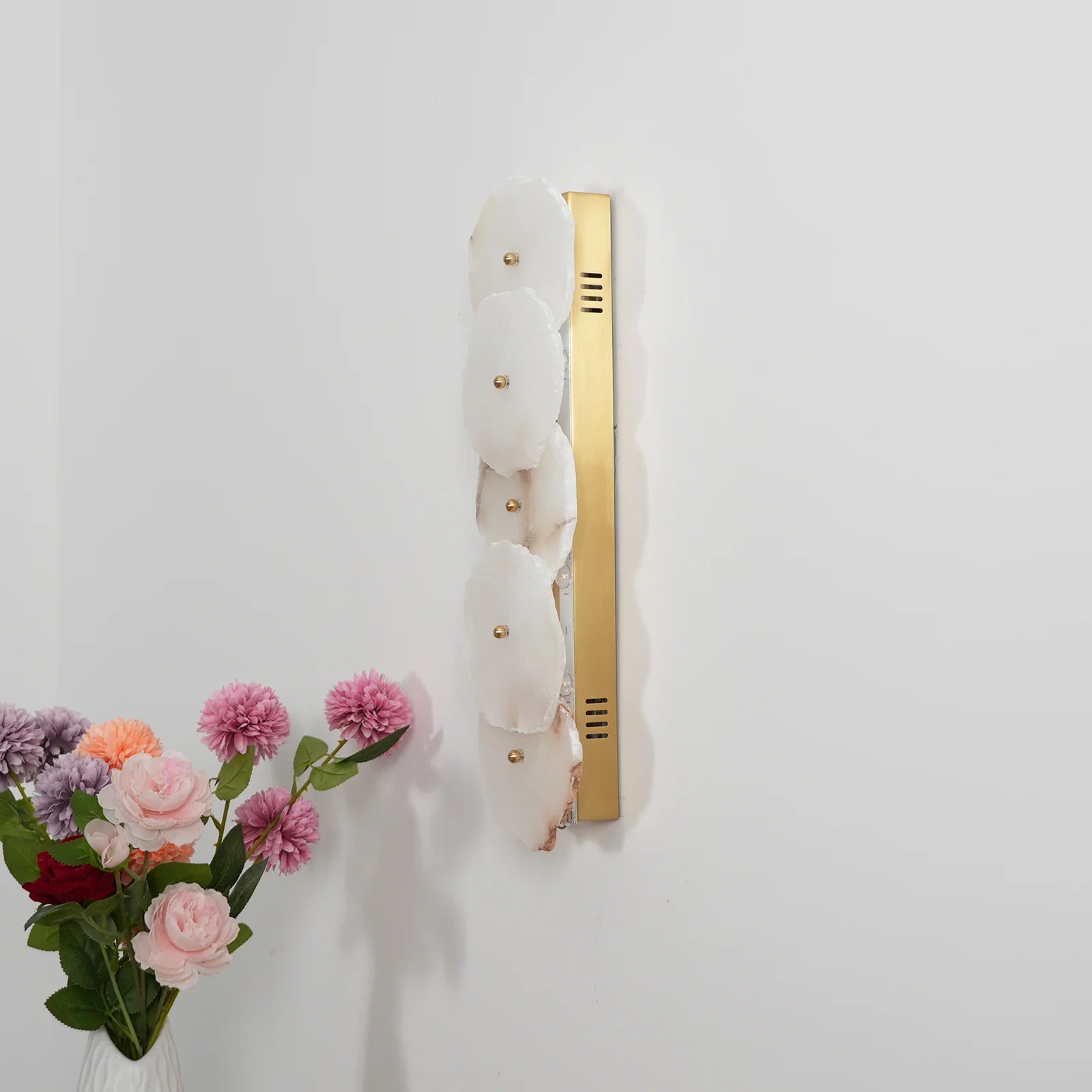 Petra Wall Lamp