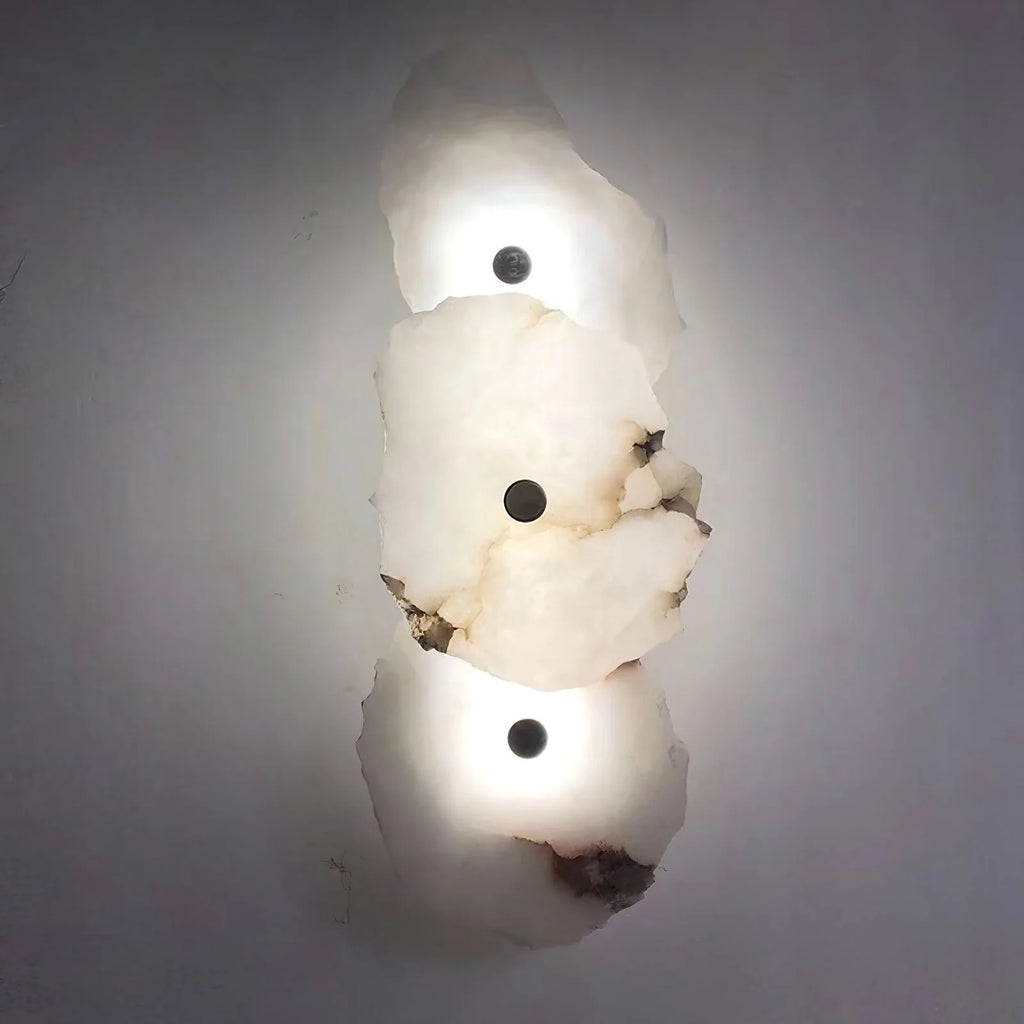 Petra Wall Lamp