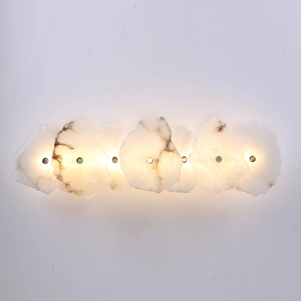 Petra Wall Lamp