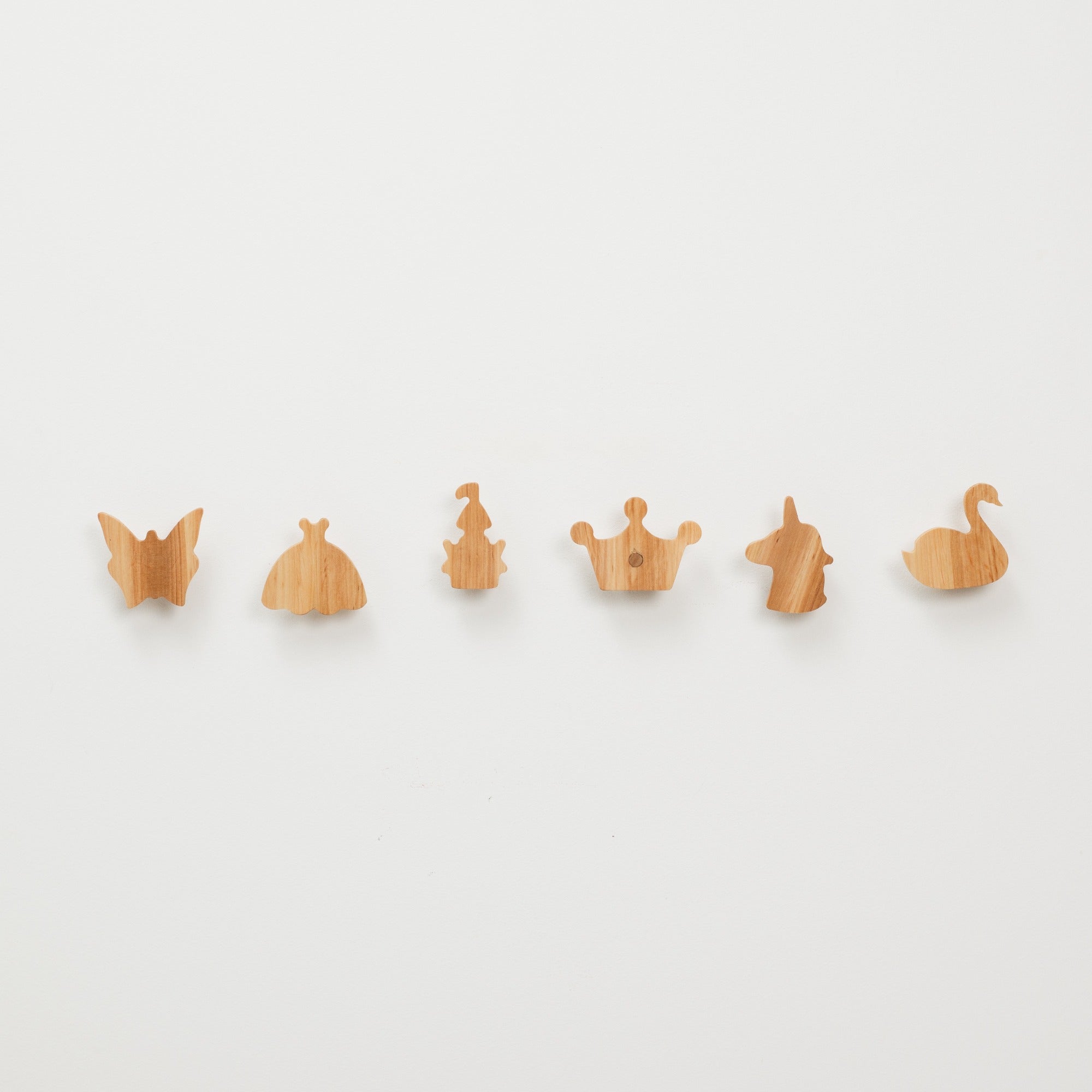 Button wall hooks (B2B)