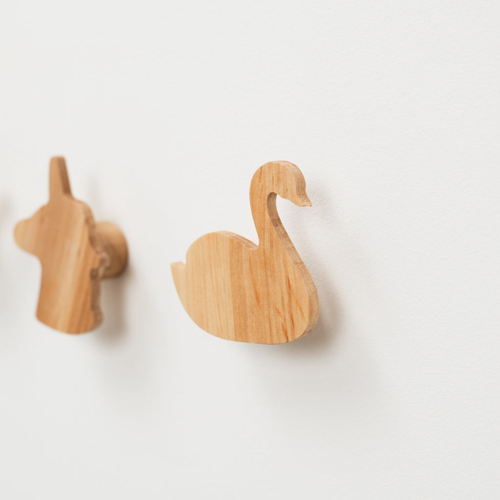 Button wall hooks (B2B)