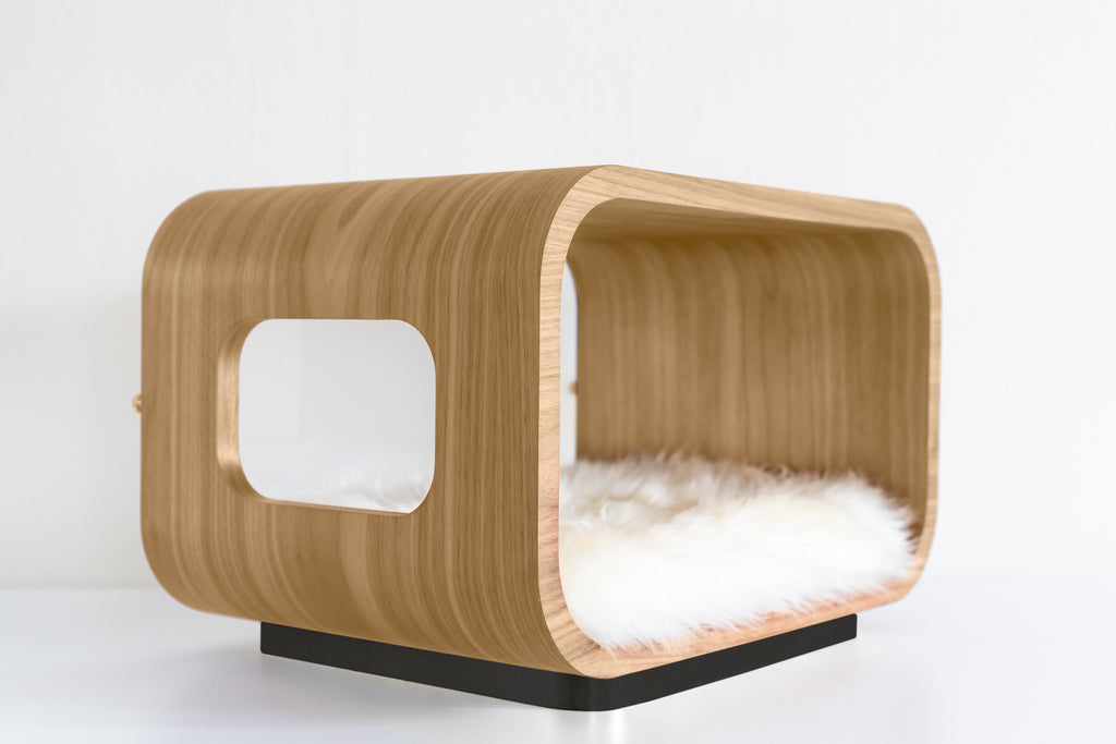 The LUNA Bed — Pale Oak