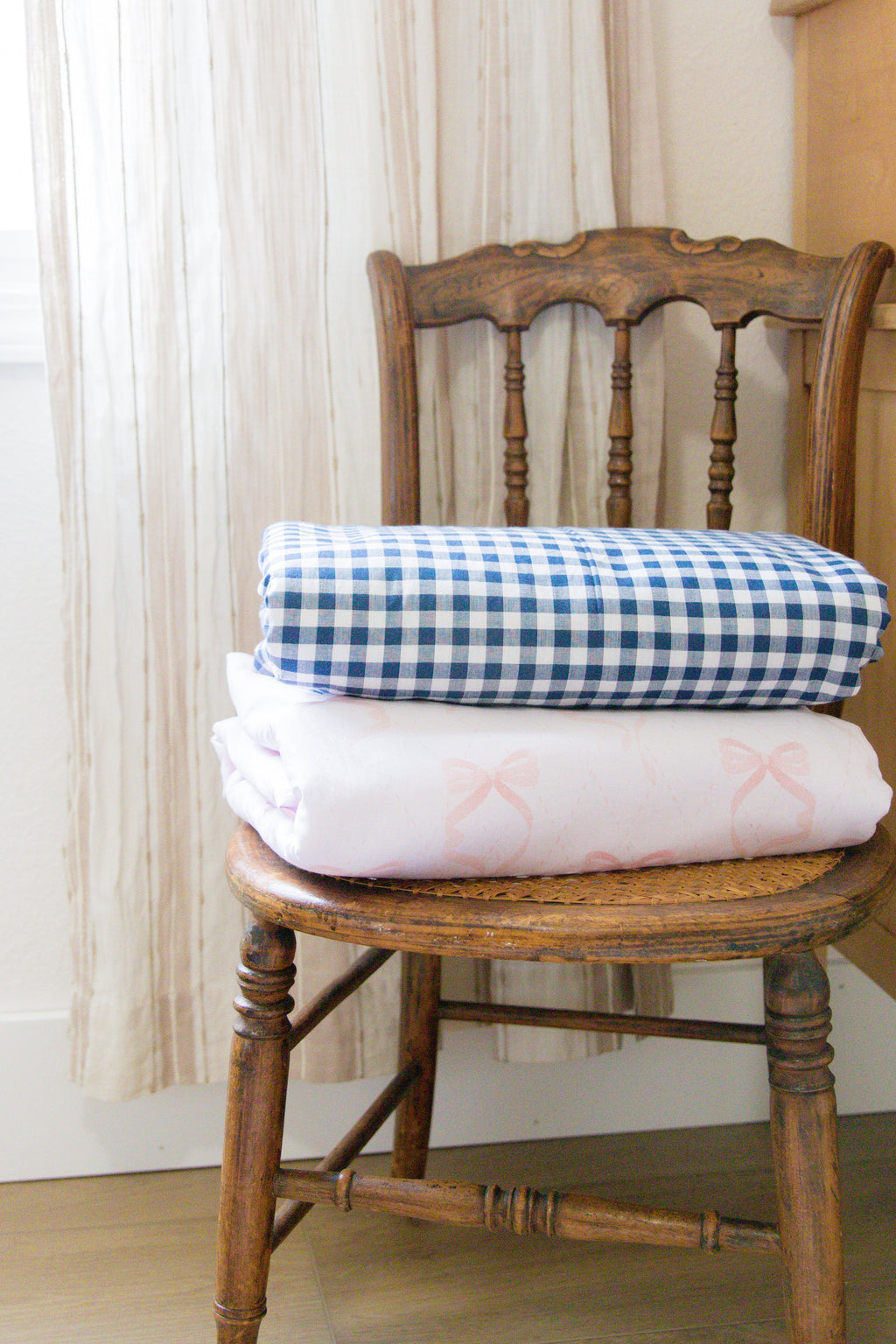 Pink Bow Crib Quilted Blanket