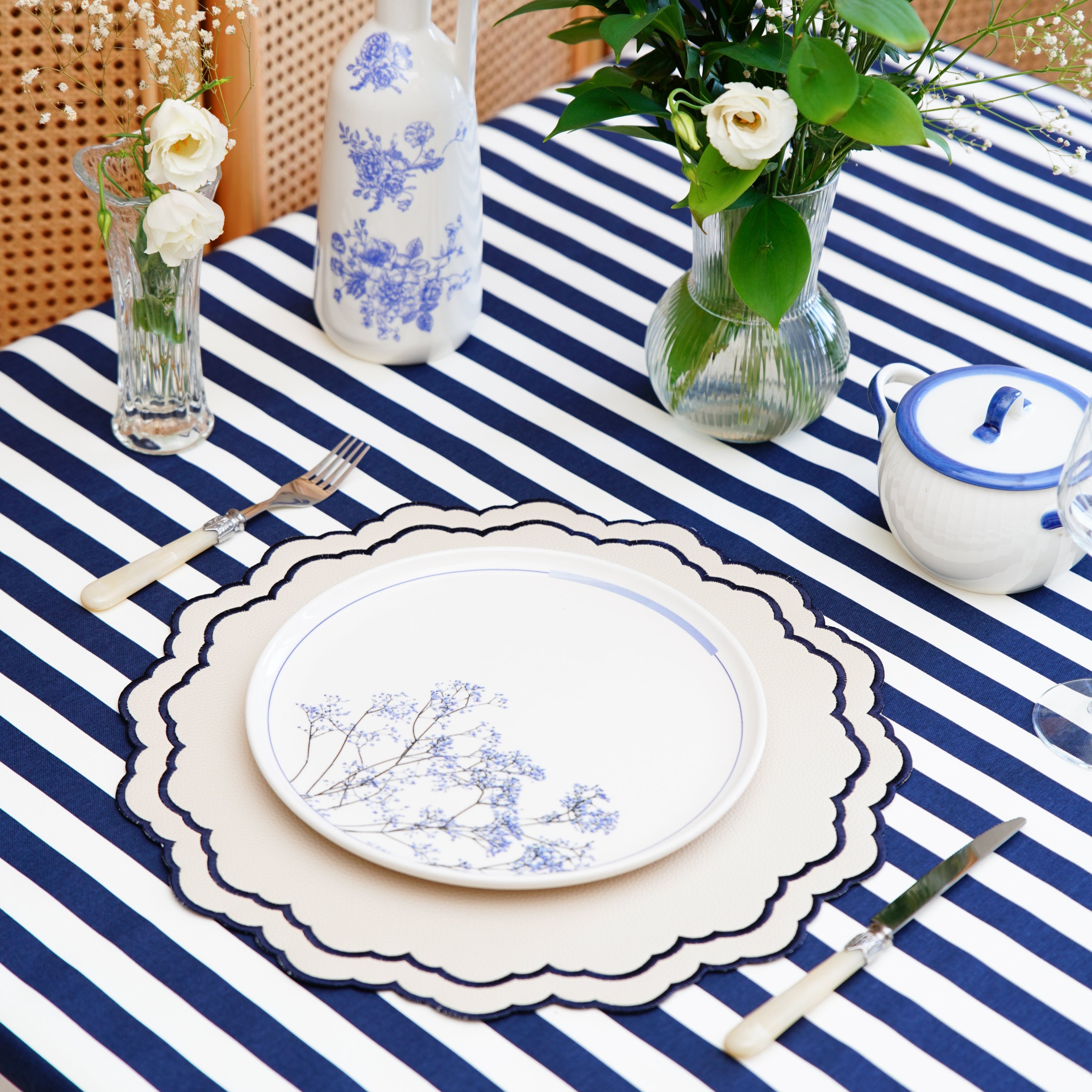 SCARLET WHITE & NAVY BLUE FAUX LEATHER PLACEMAT (Set Of 4)