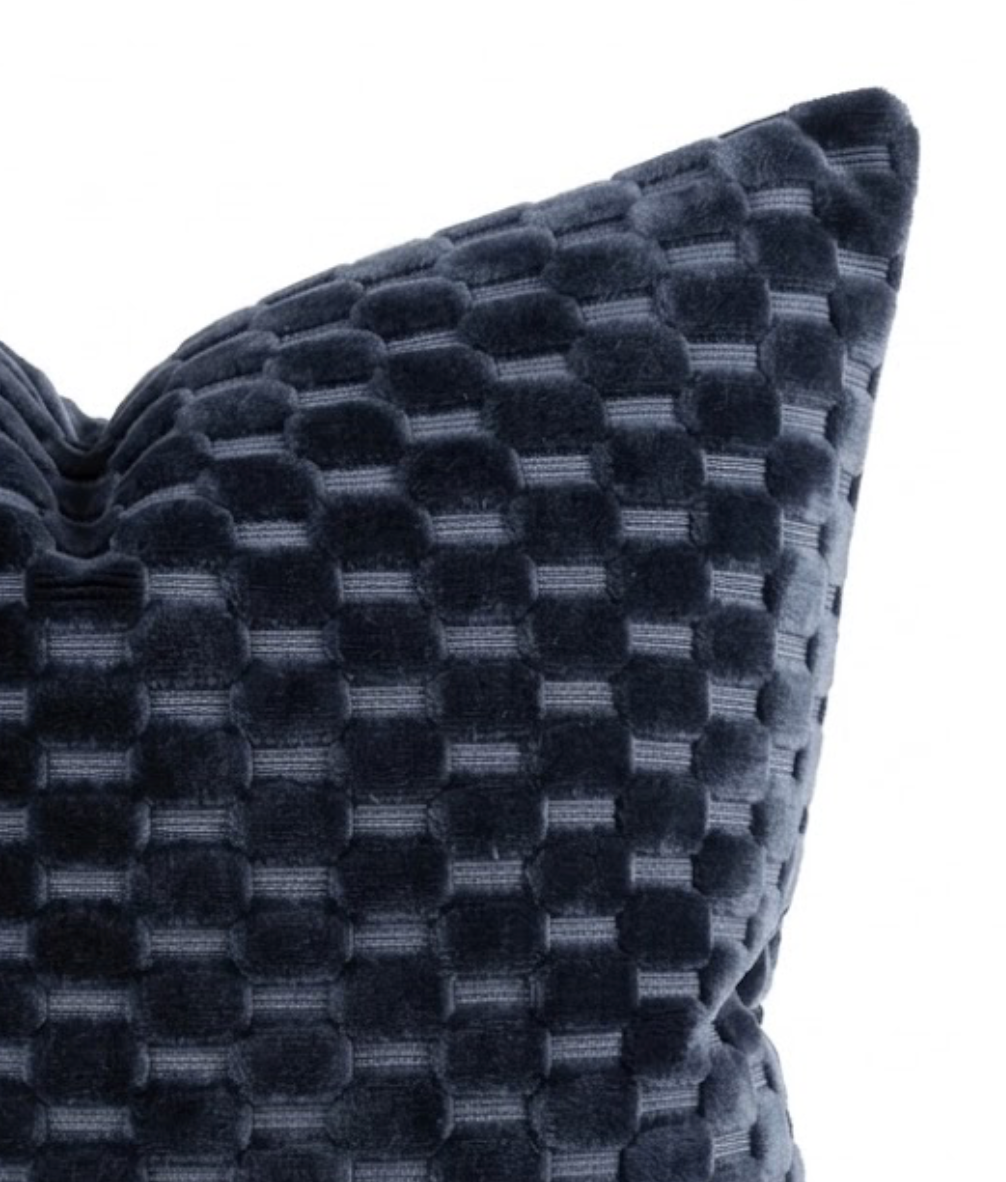 Marlow Cut Velvet Pillow Cover in Midnight