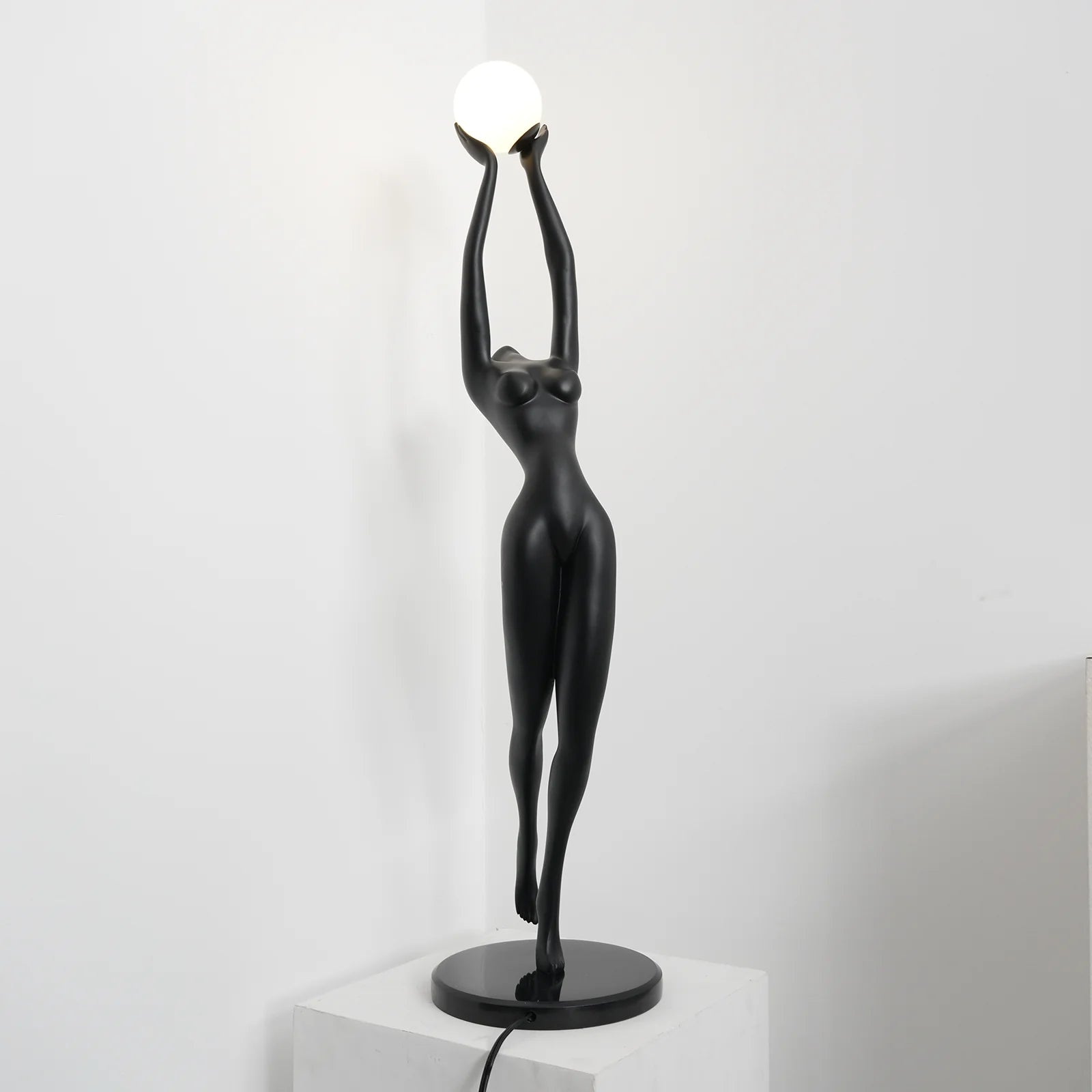 Stursa Sculpture Figure Floor Lamp