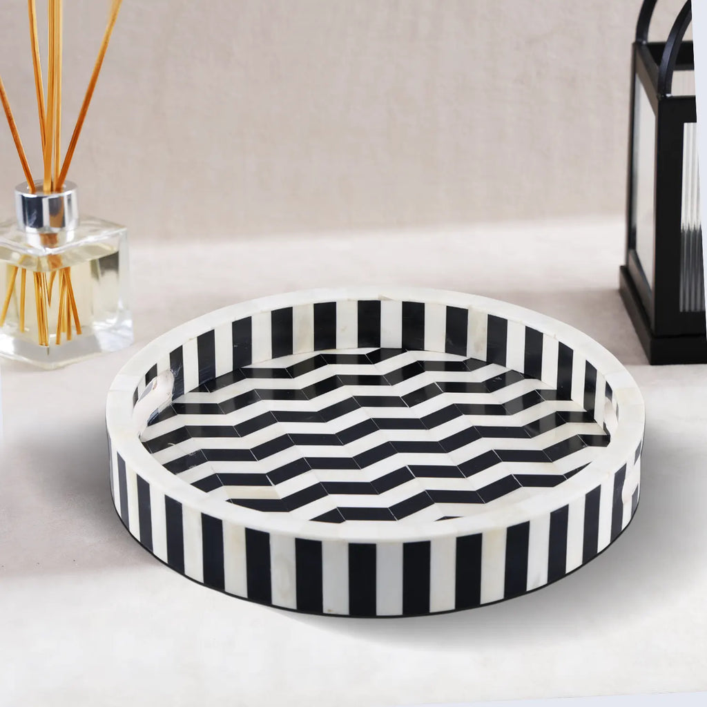 Athens Dinami Round Bone Resin Inlay Decorative Tray B&W 12"