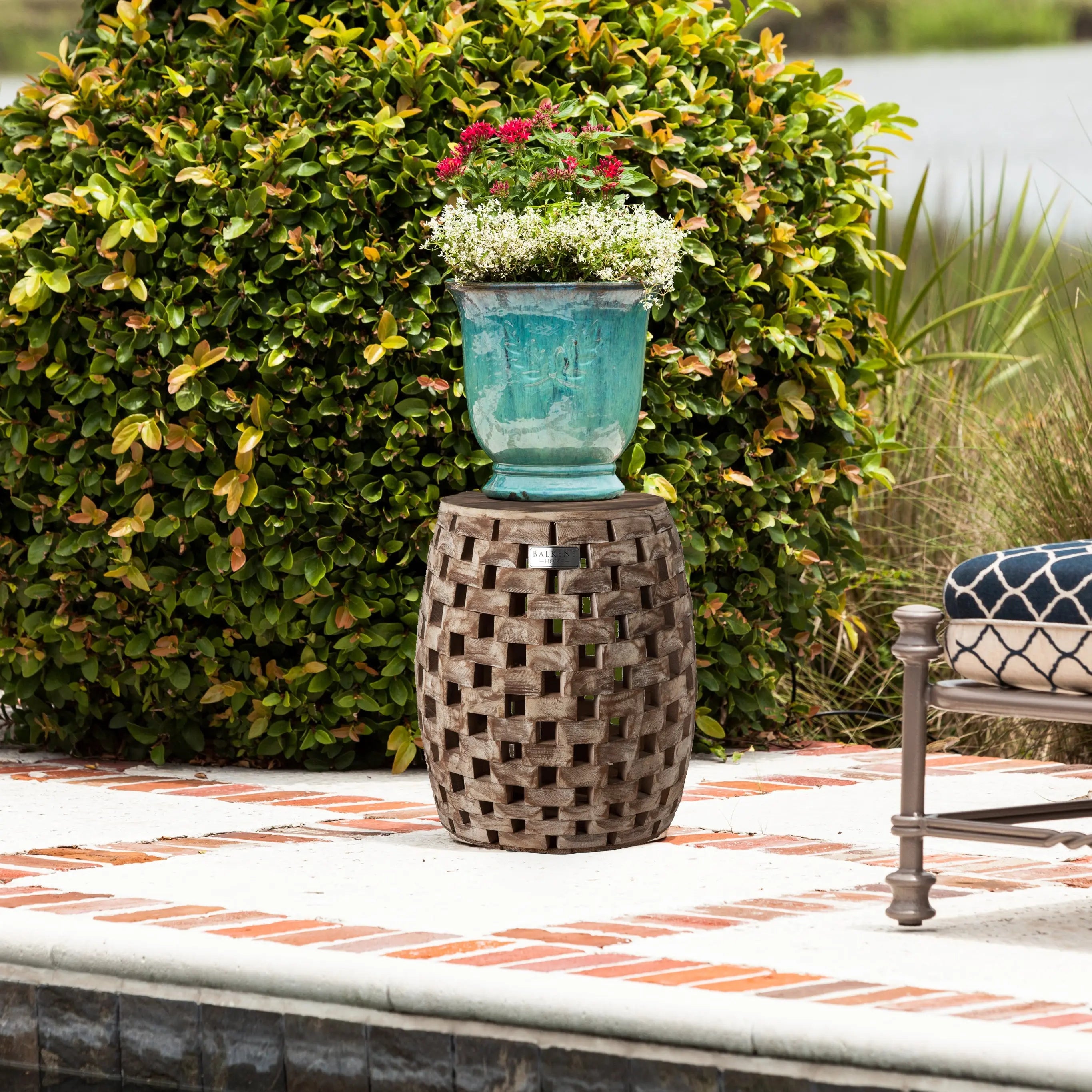 Maya Oval Garden Stool