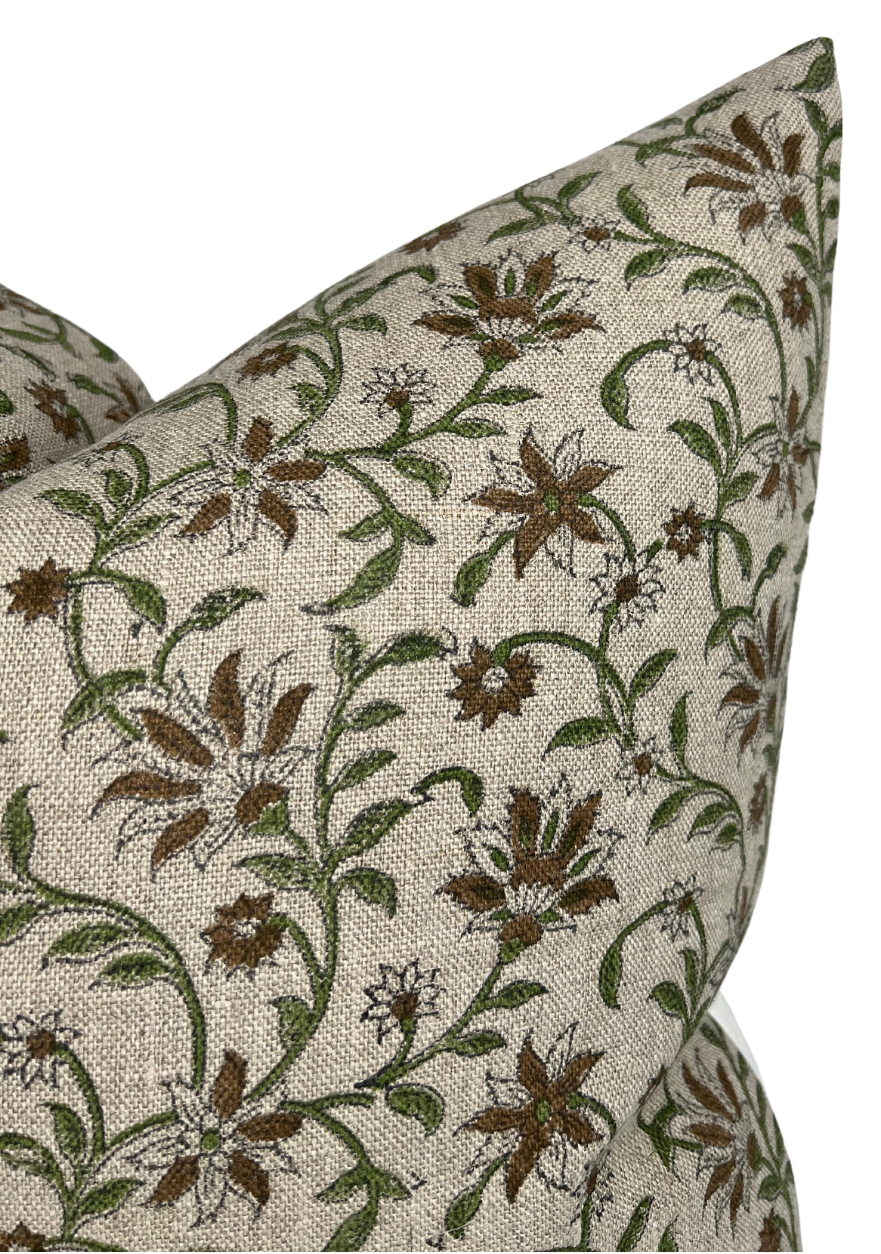 Vine Print Pillow Cover in Green