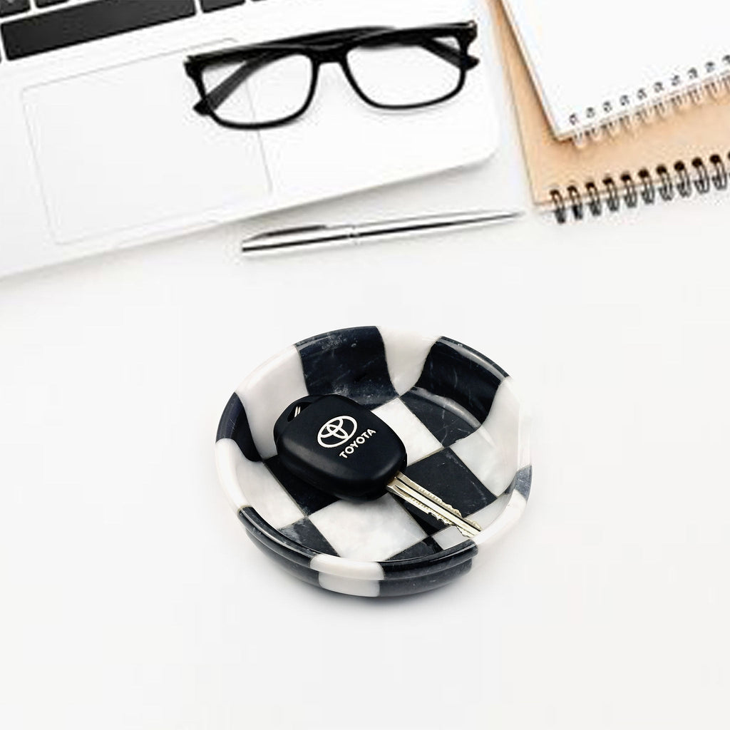 White and Black Marble Spoon Rest – Checkered Design