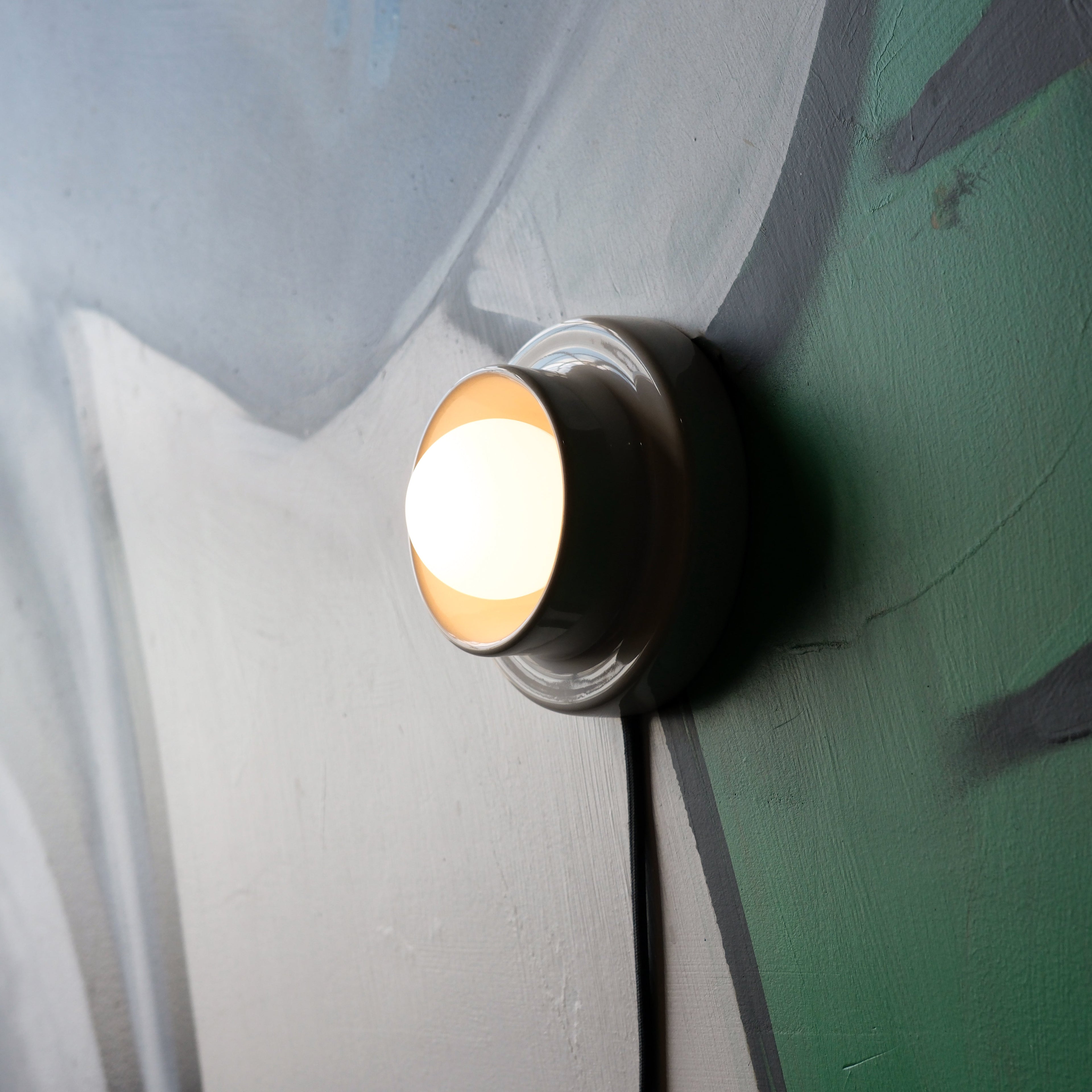 Q Sconce